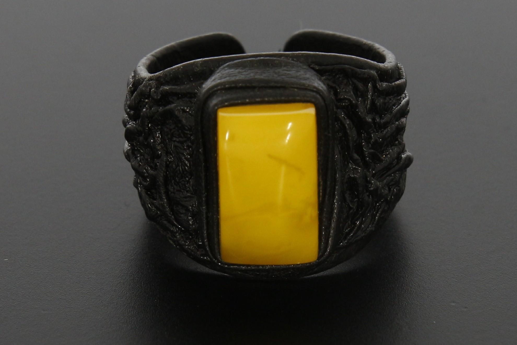 Tootefoto - Sõrmus merevaiguga Käsitöö!