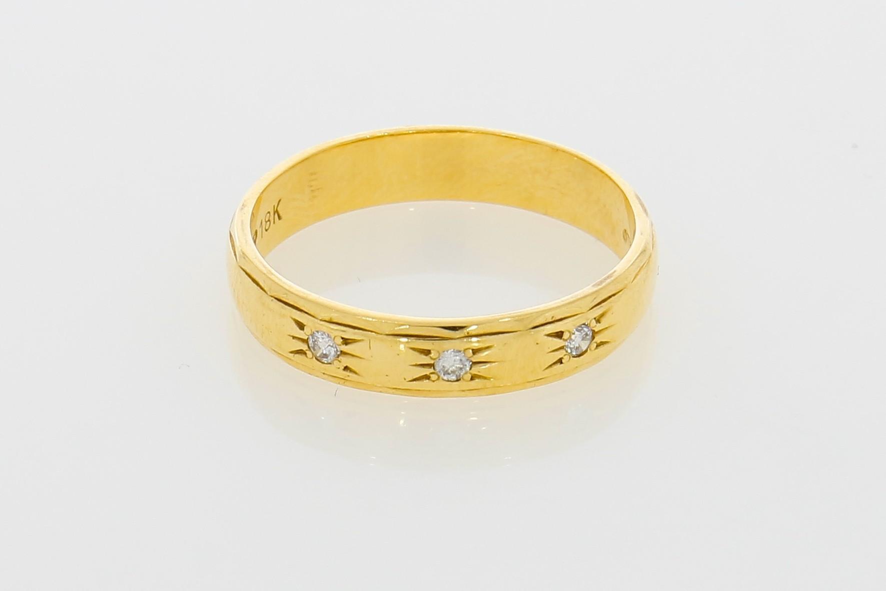 Tootefoto - Kuldsõrmus 750* Briljandid