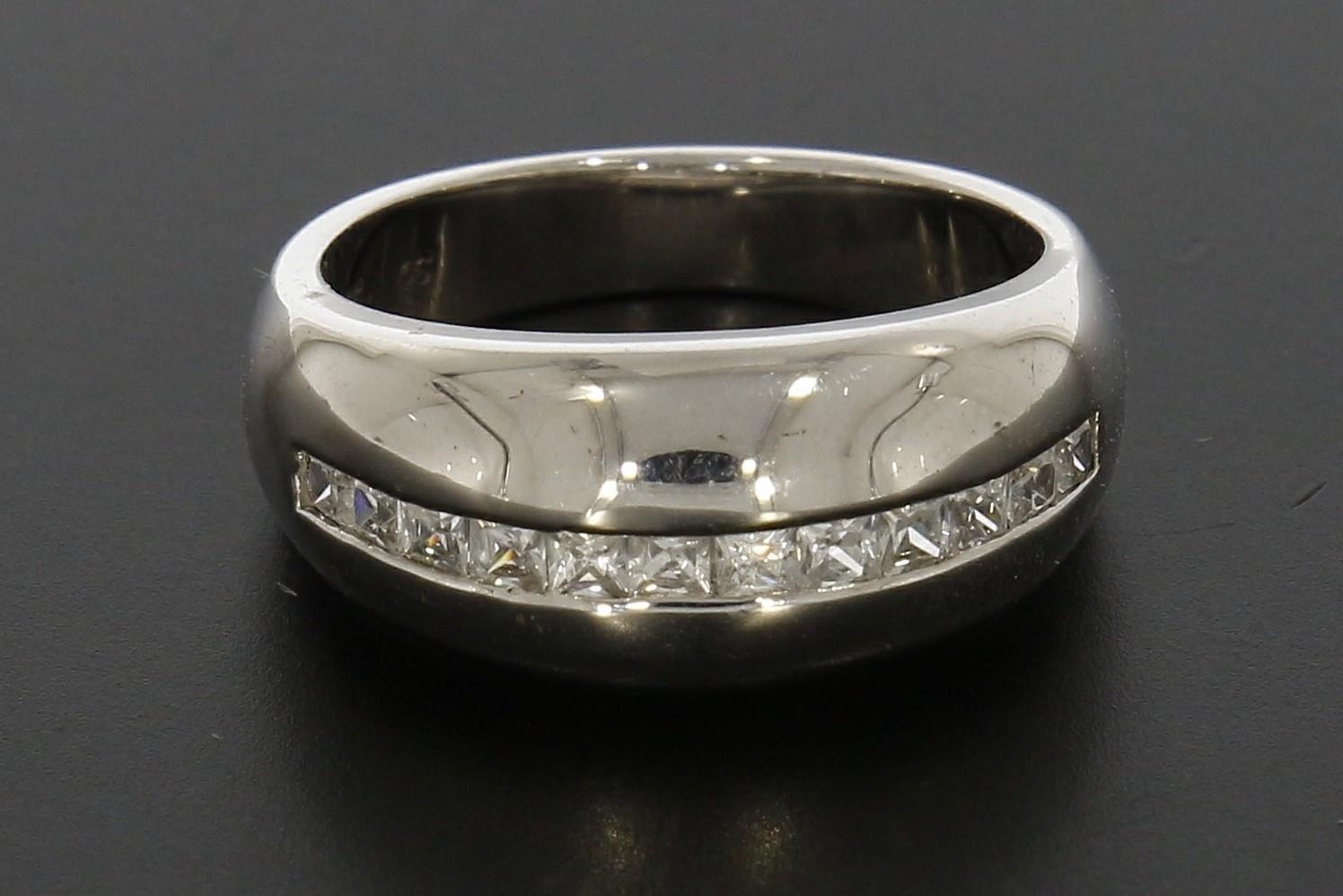 Tootefoto - Hõbesõrmus 925*