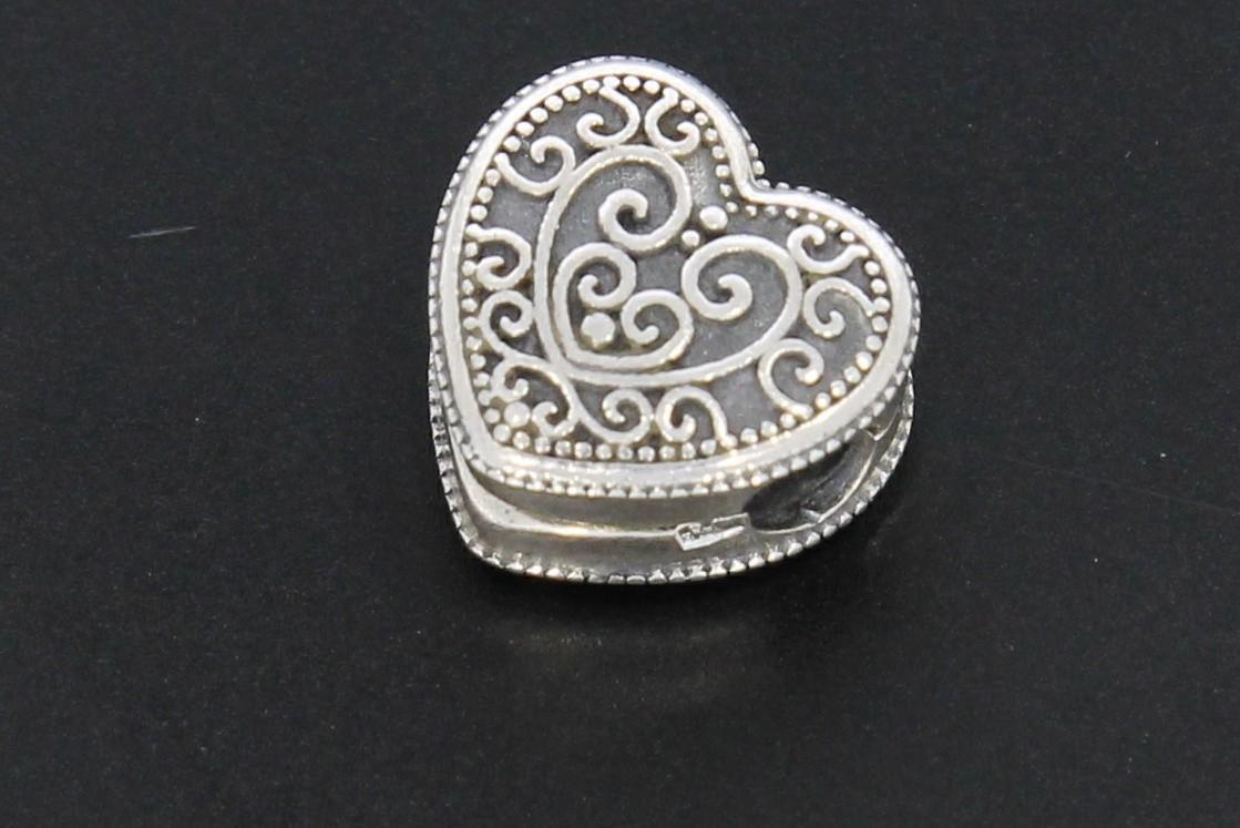 Tootefoto - Hõbehelmes 925*