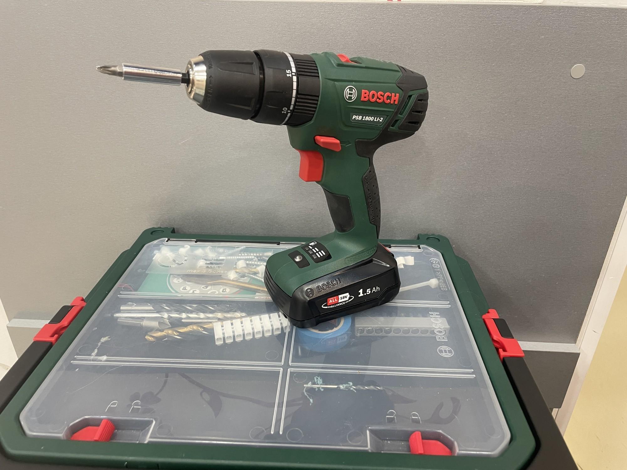 Tootefoto - Lööktrell-kruvikeeraja Bosch PSB 1800 LI-2