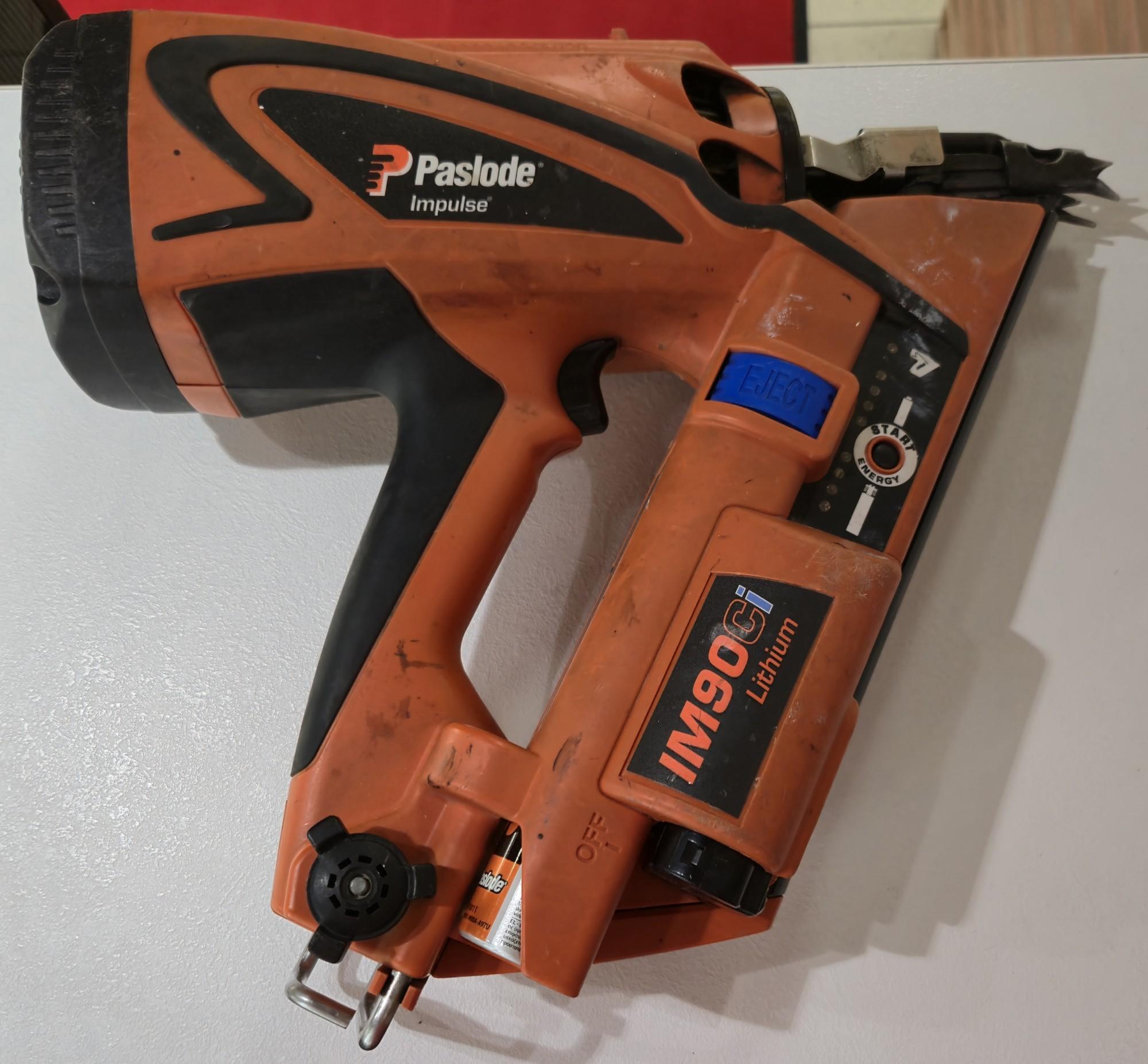 Tootefoto - Impulssnaeluti Paslode IM90CI