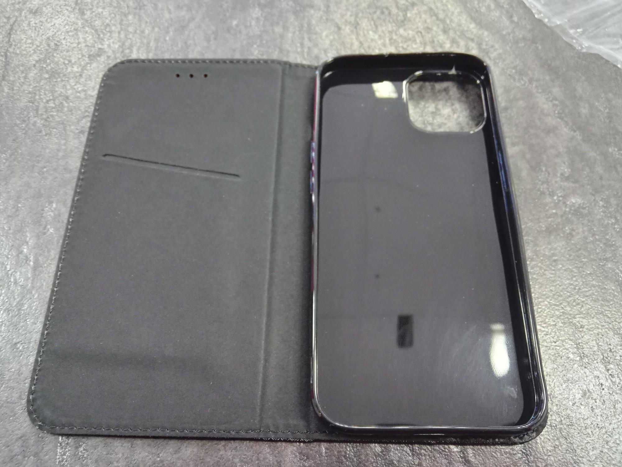 Tootefoto - Kaaned Magnet Iphone 13 must