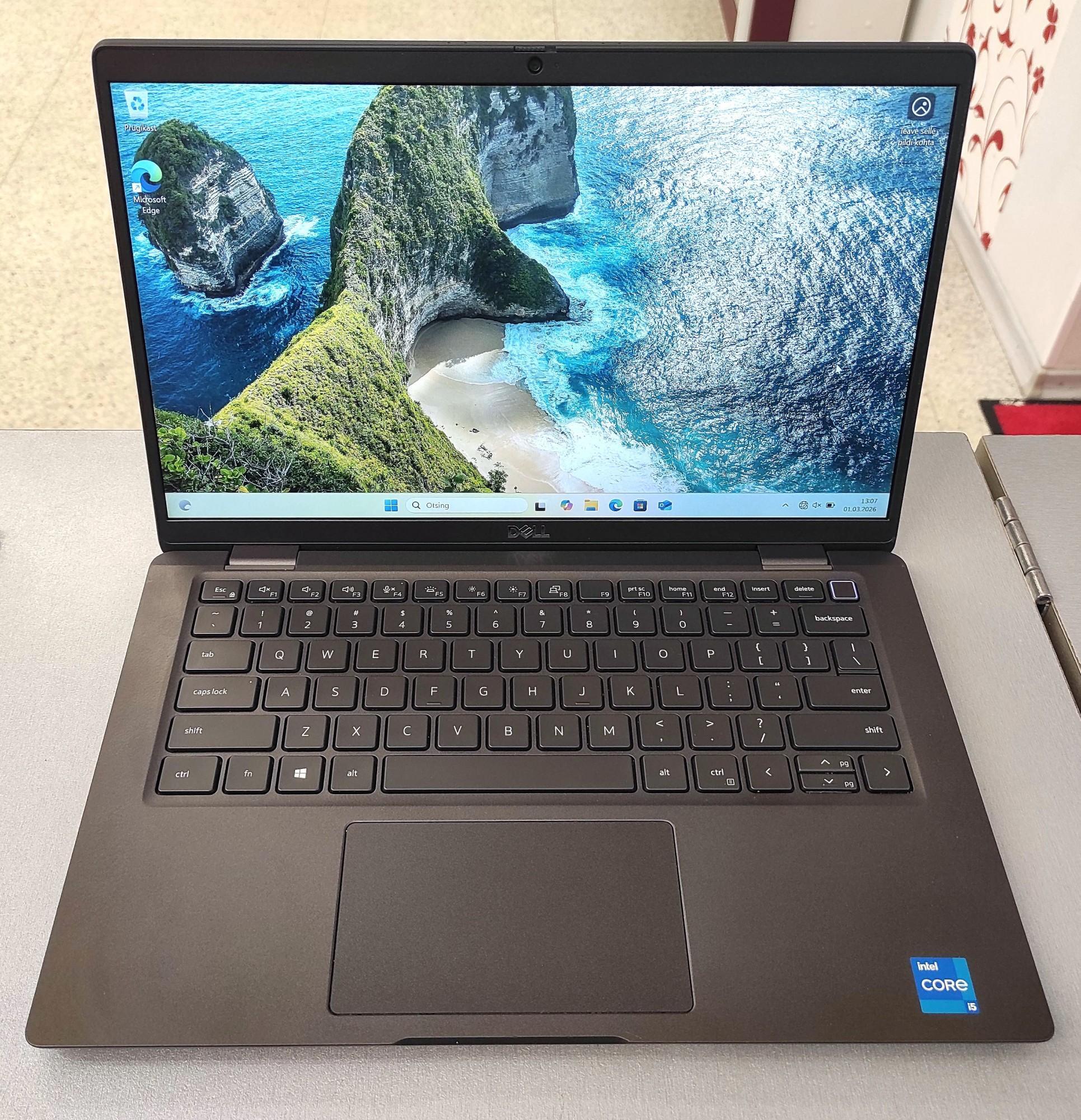 Tootefoto - Sülearvuti Dell Latitude 7420