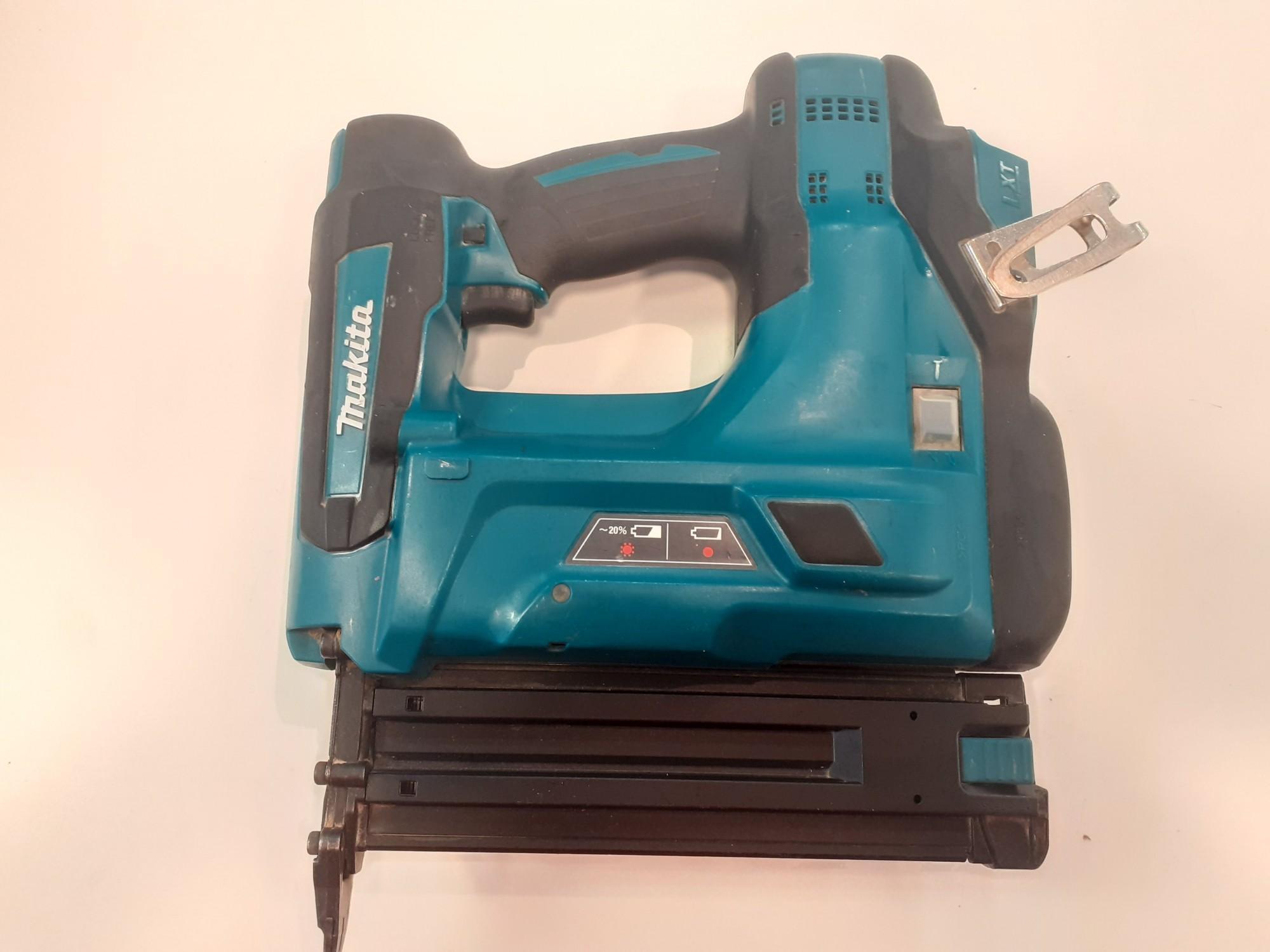 Tootefoto - Naelapüstol Makita DBN500ZJ;