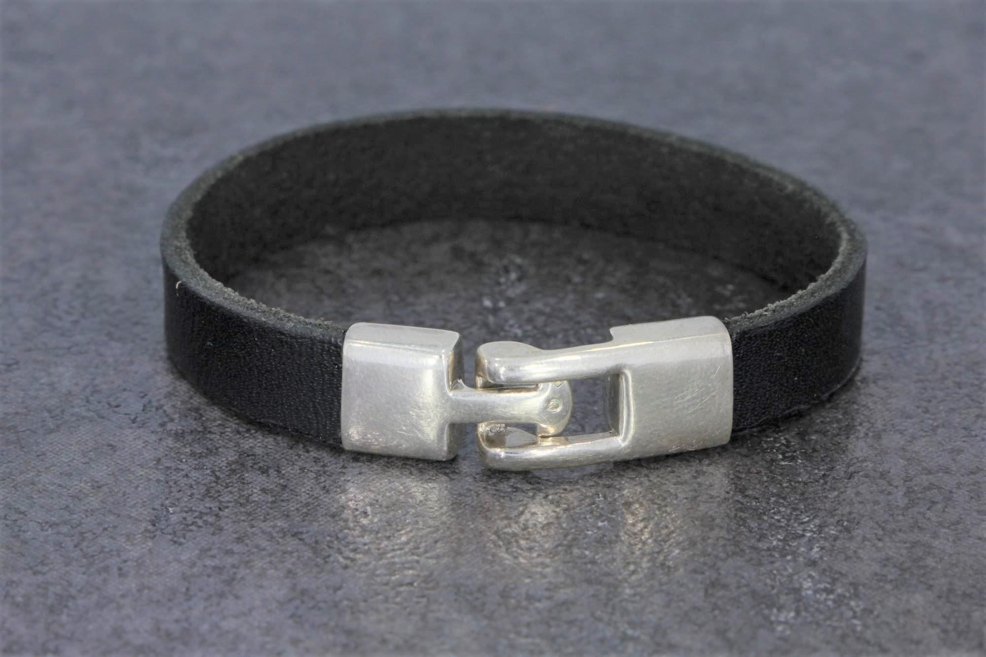 Tootefoto - Nahast käepael hõbedaga 925*