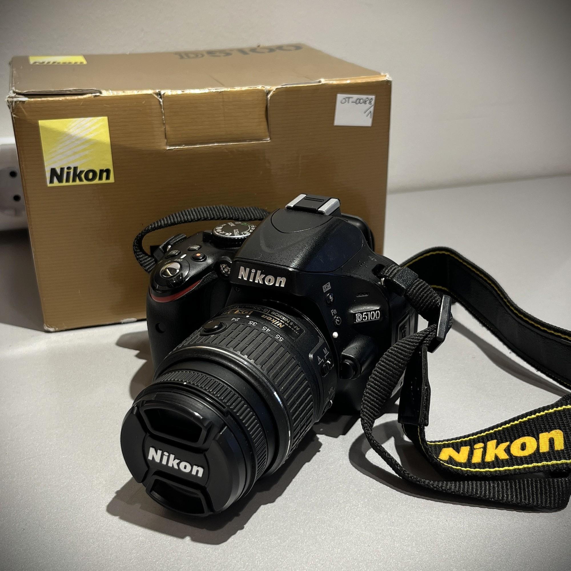 Tootefoto - Kaamera Nikon D5100 + Objektiiv Nikon AF-S DX Nikkor 18-55mm