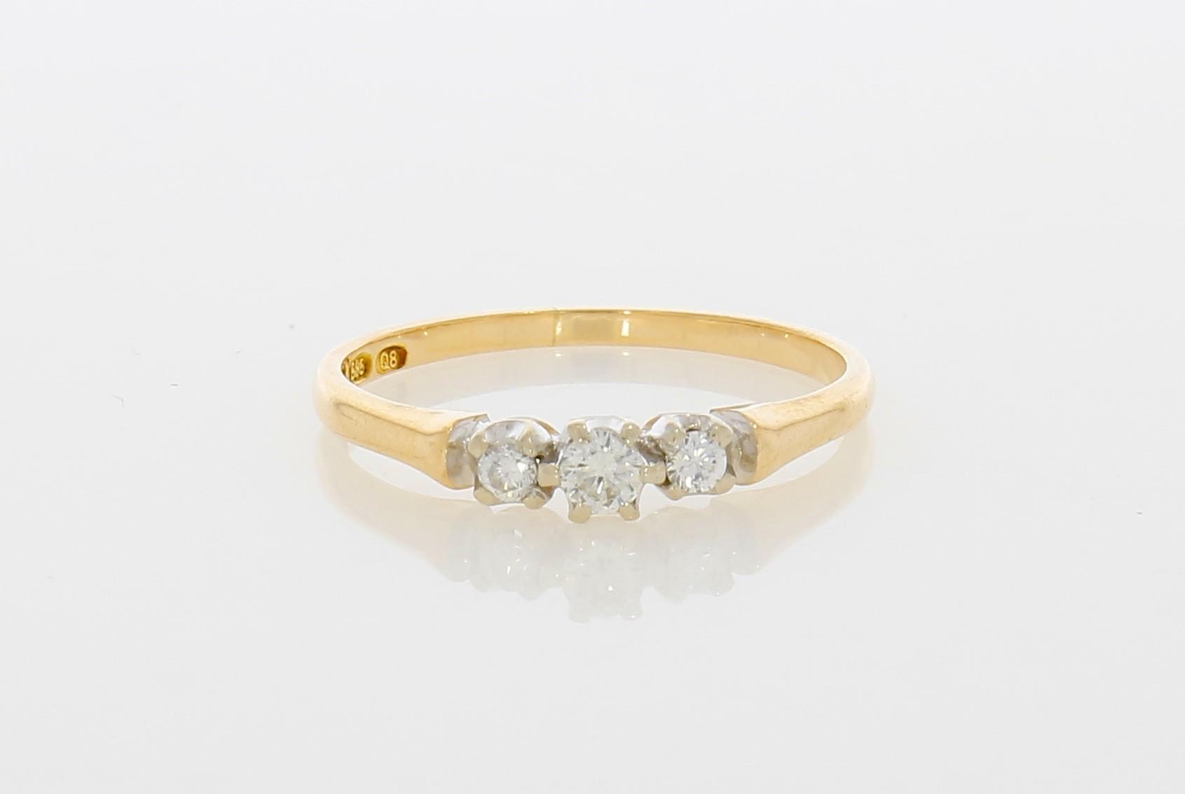 Tootefoto - Kuldsõrmus 585* Briljandid