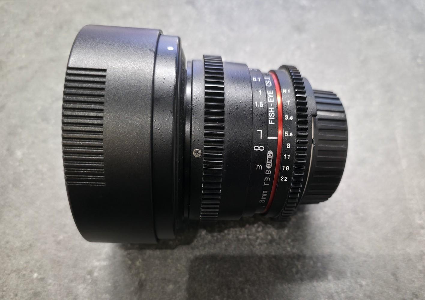 Tootefoto - Objektiiv Samyang 8mm f/3