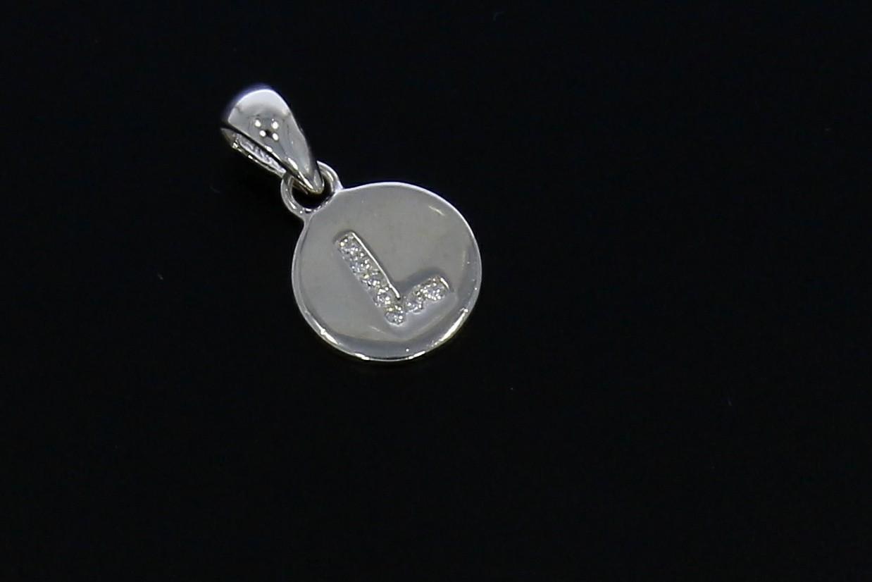 Tootefoto - Hõbe kulon 925* L täht