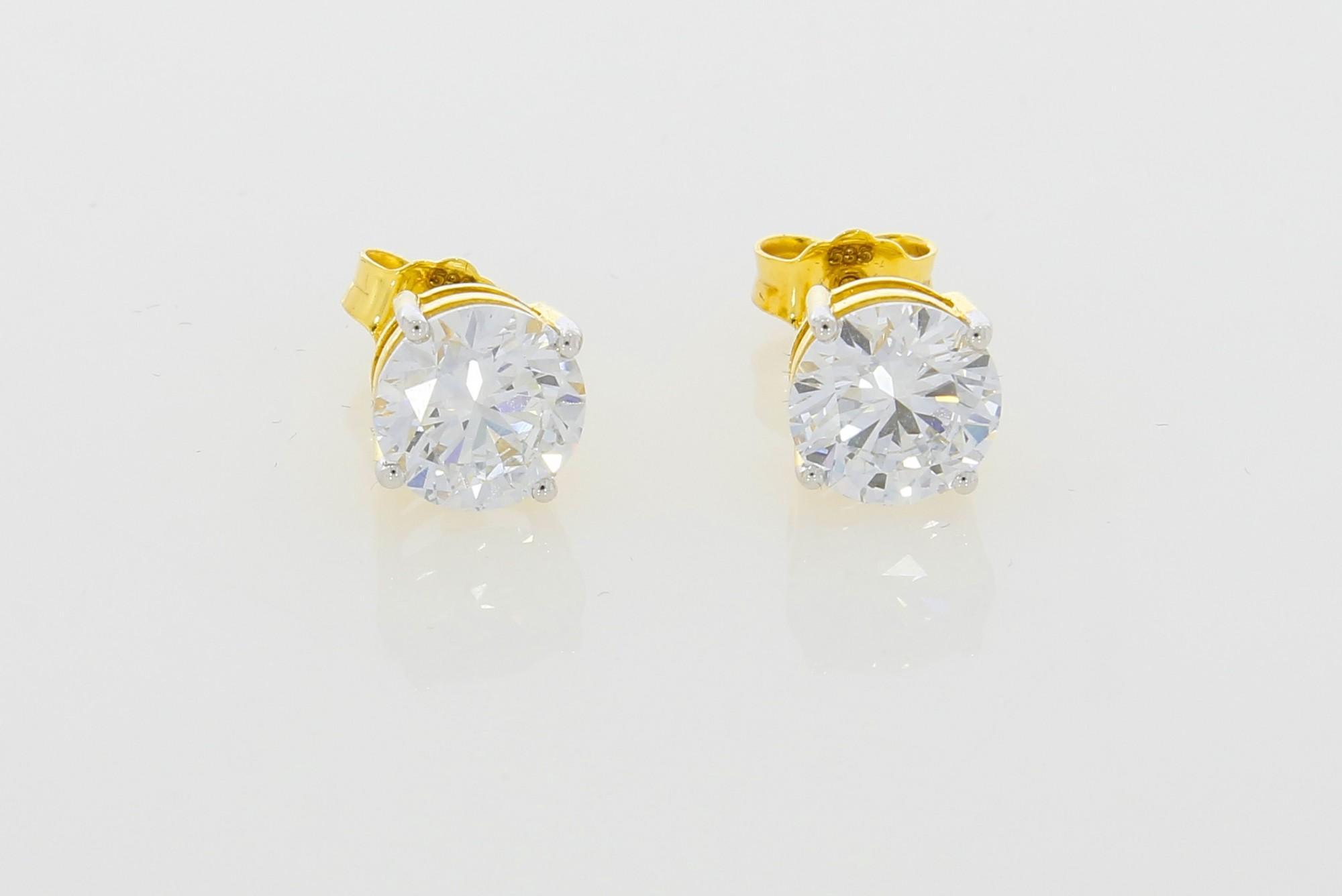 Tootefoto - Kuldkõrvarõngad 585* Briljandid 3