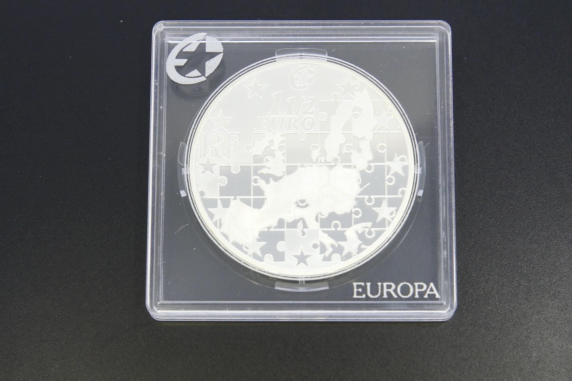 Tootefoto - Hõbemünt 900* 1½ Euro Enlargement of the European Union