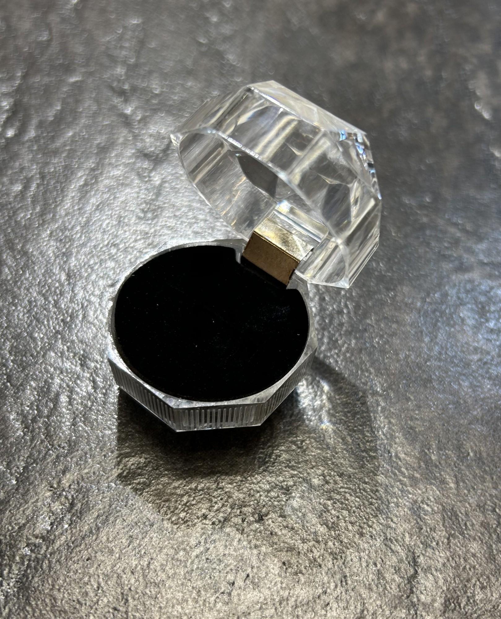 Tootefoto - Ehtekarp