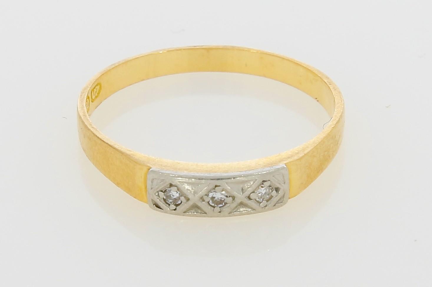 Tootefoto - Kuldsõrmus 750* Briljandid