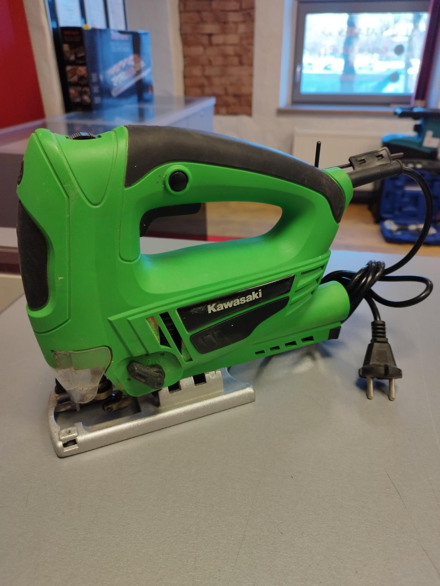 Tootefoto - Tikksaag Kawasaki K-EJS 800