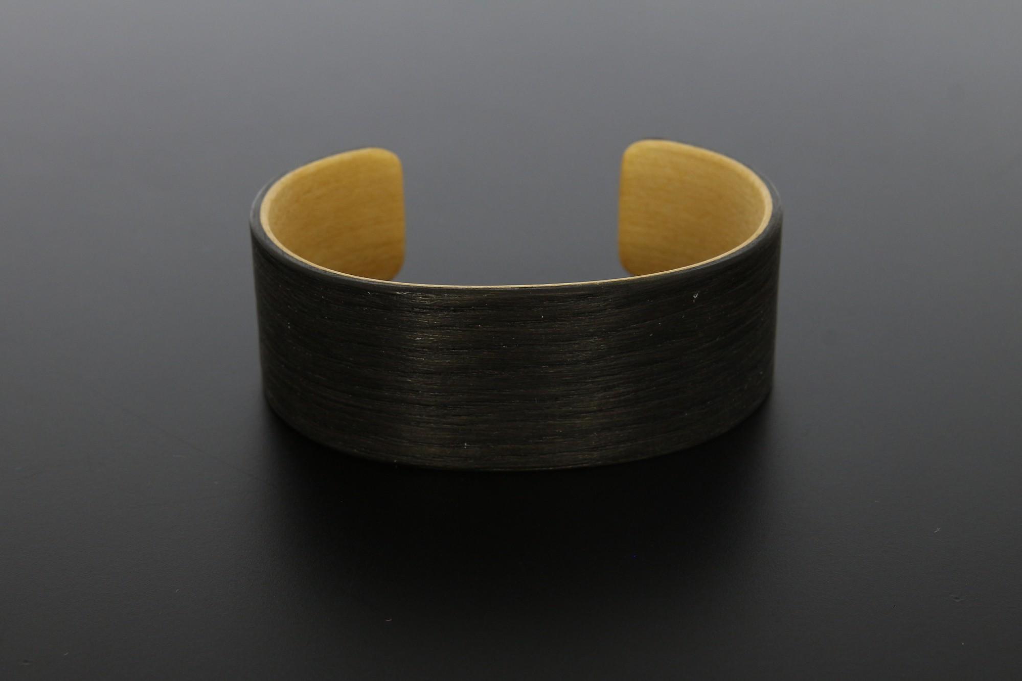 Tootefoto - Käevõru SuPuu must tamm!