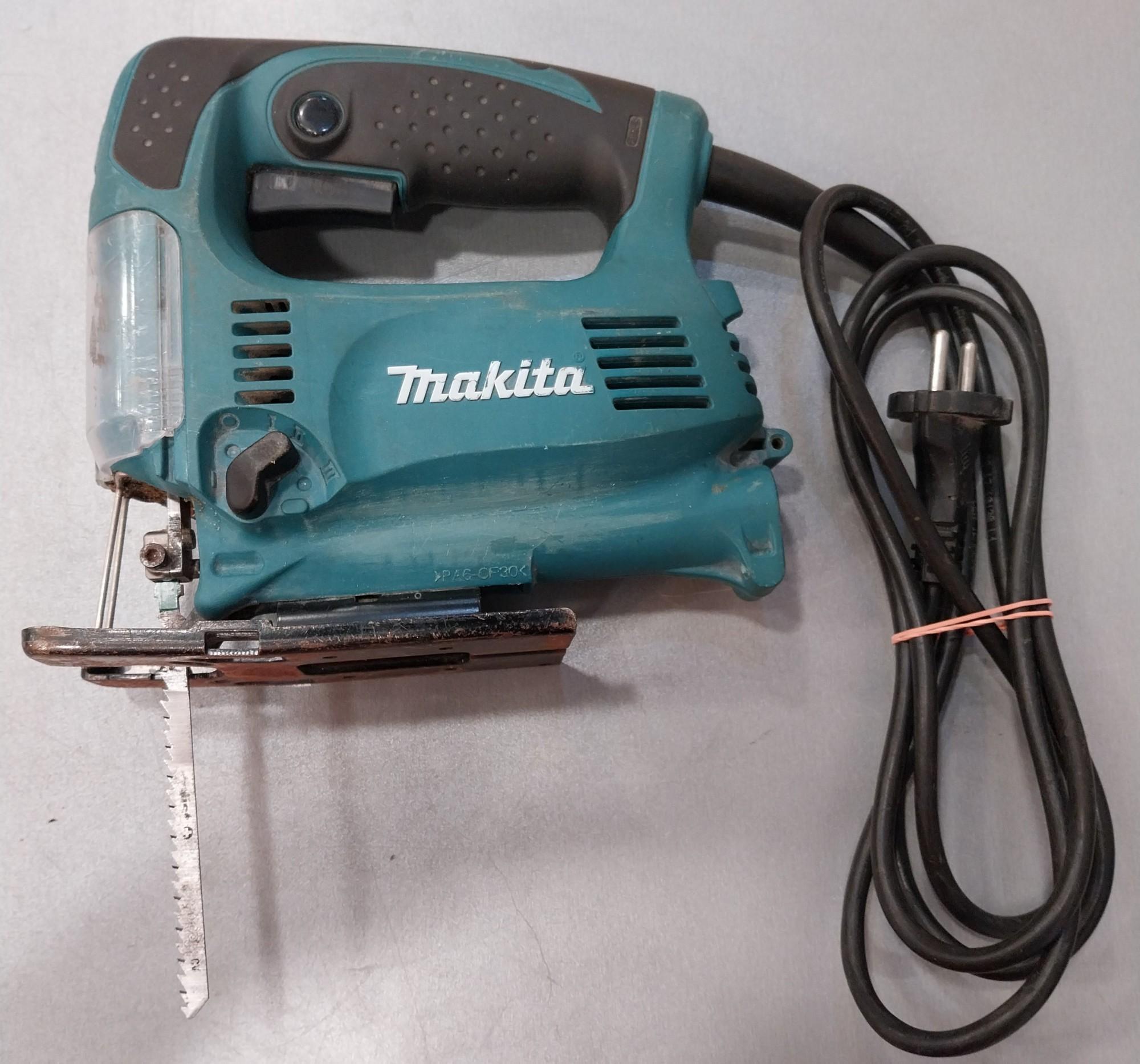Tootefoto - Tikksaag Makita 4328