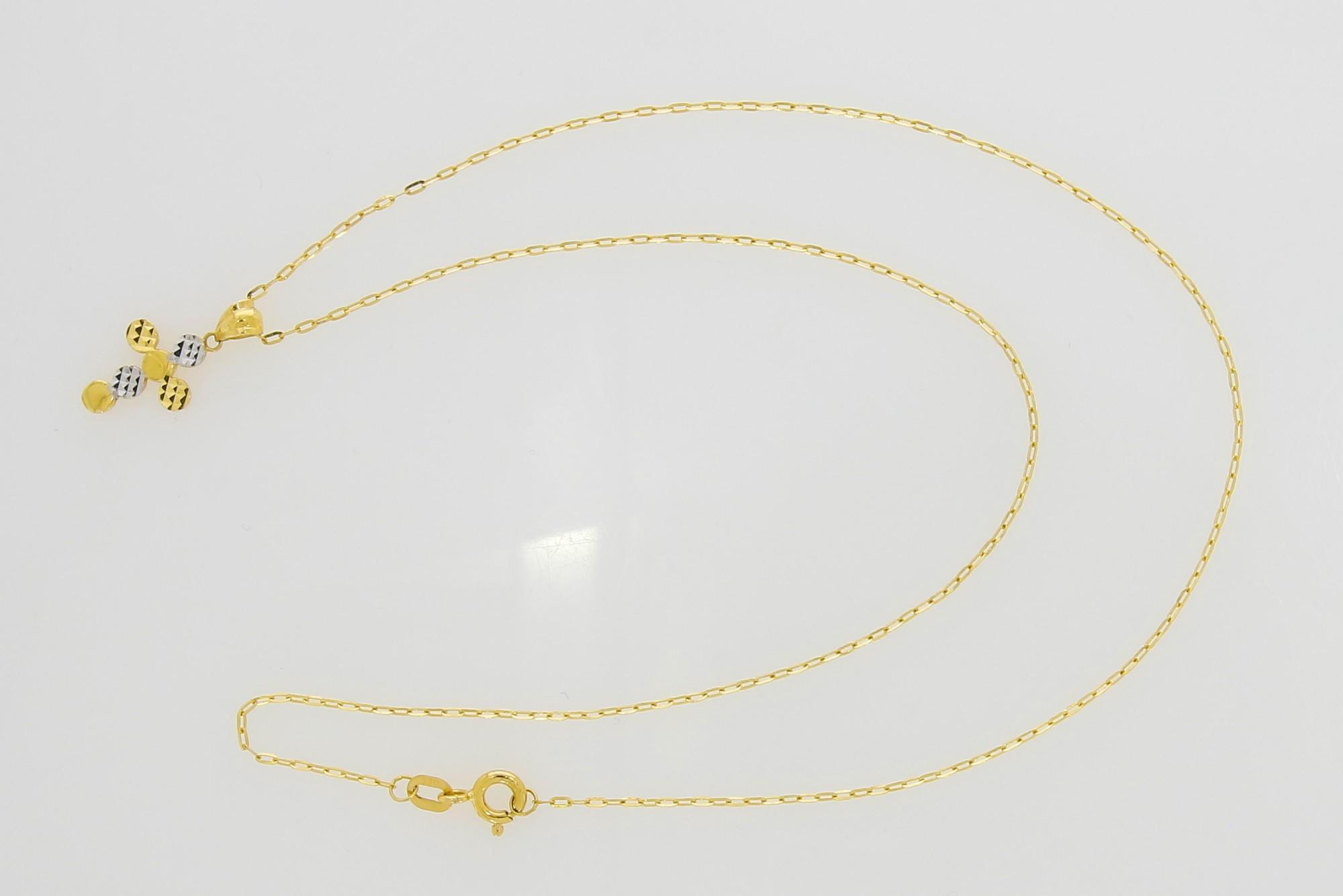 Tootefoto - Kuldkaelakett kuloniga 750*