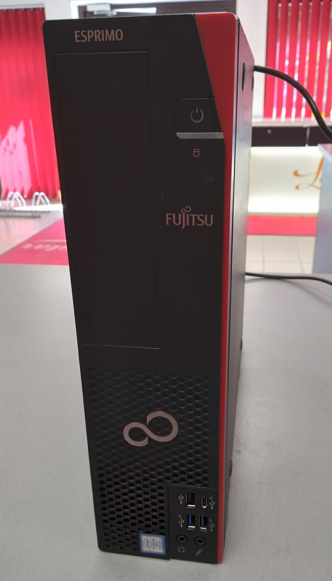 Tootefoto - Lauaarvuti Fujitsu Esprimo D958