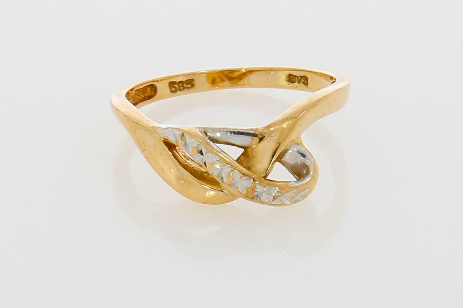 Tootefoto - Kuldsõrmus 585*