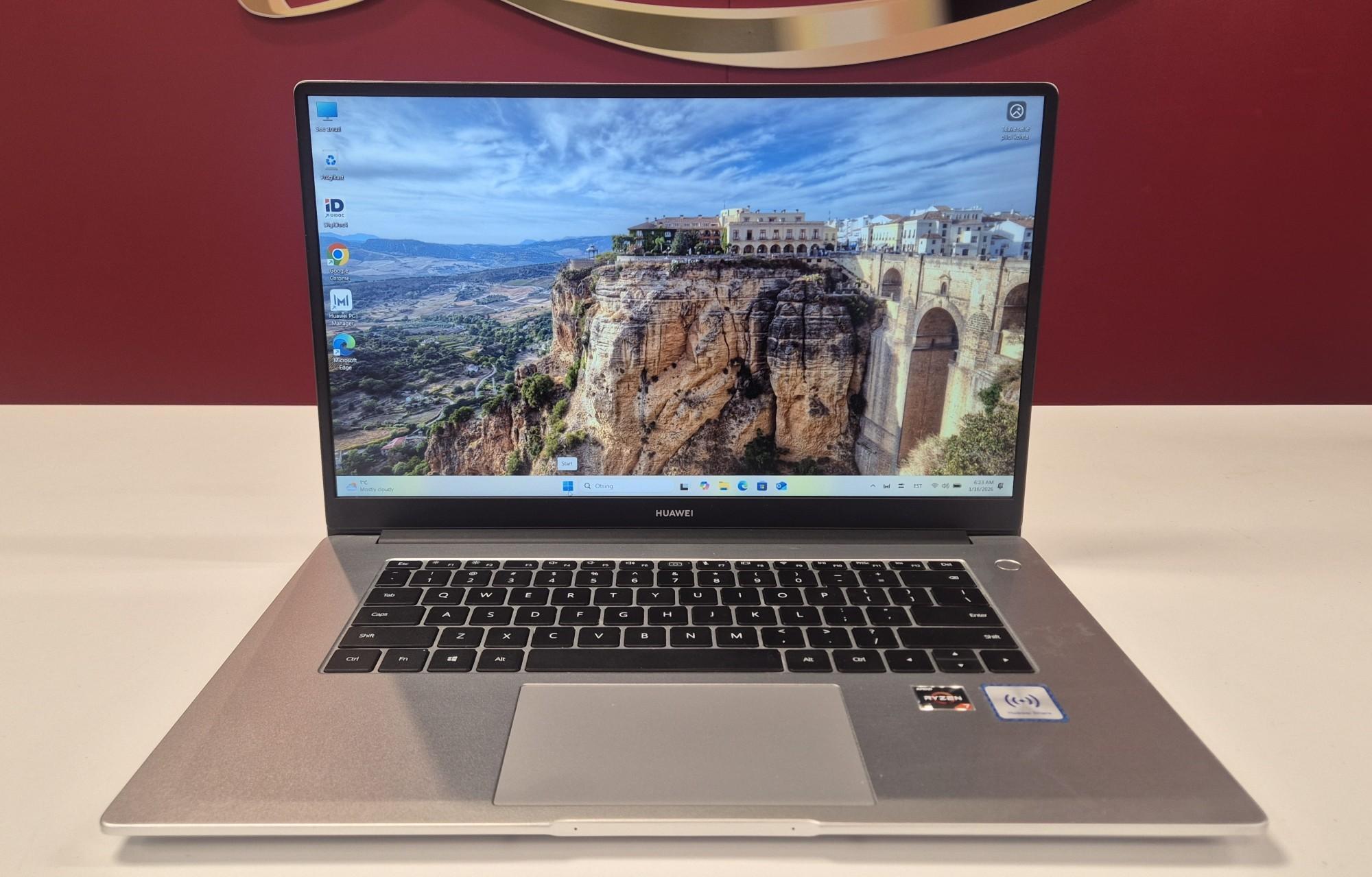 Tootefoto - Sülearvuti Huawei MateBook D15