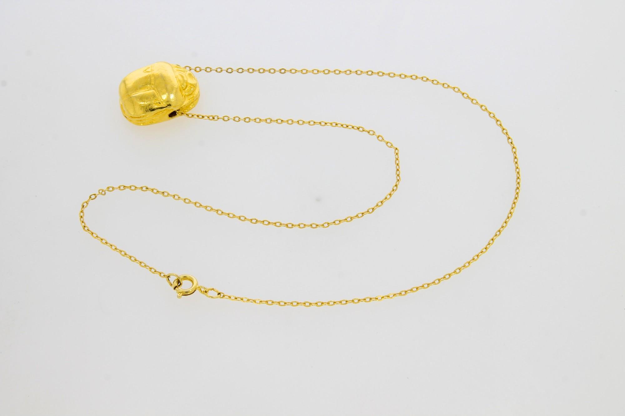 Tootefoto - Kaelakett + kulon Skarabeus