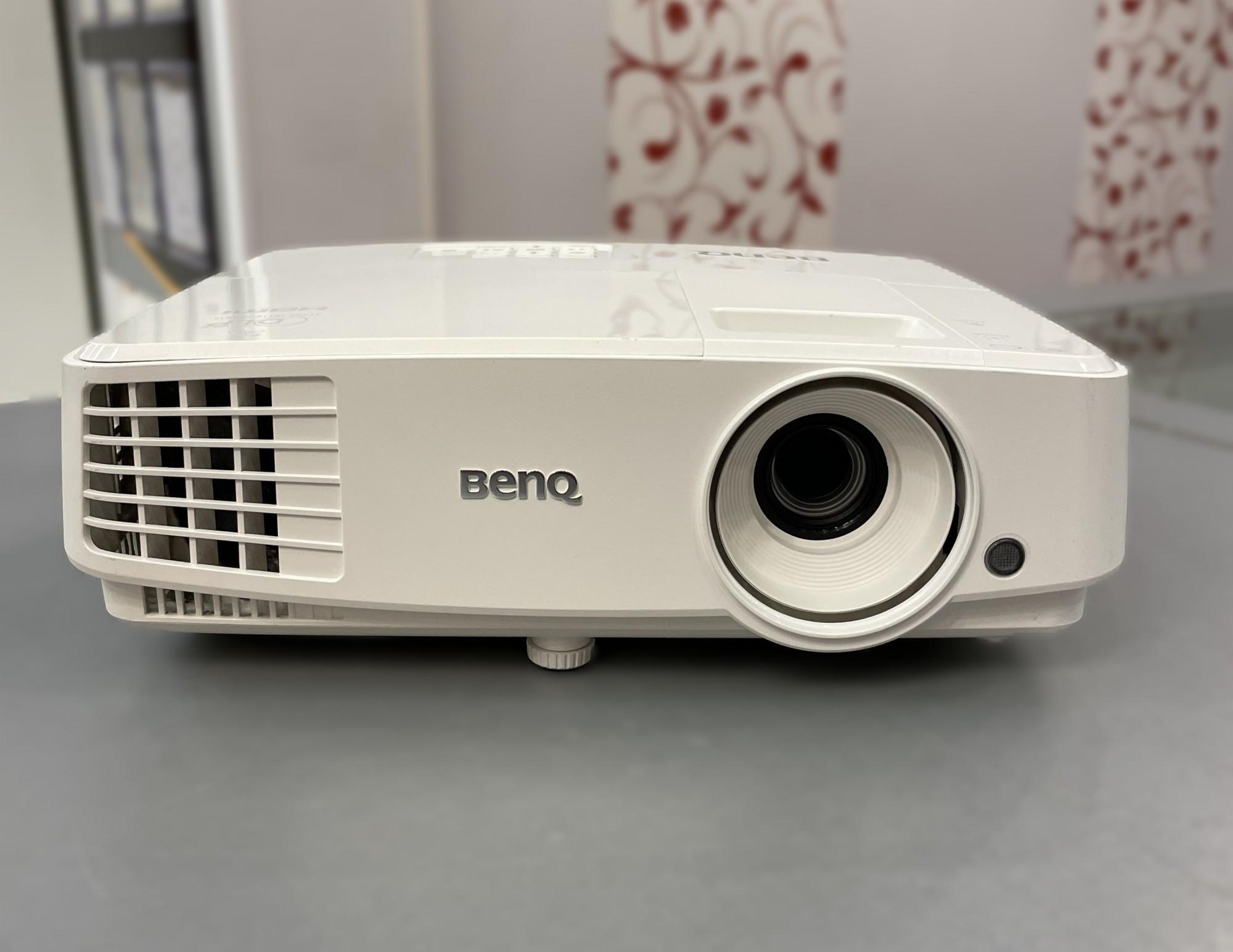 Tootefoto - Projektor Benq MW526H