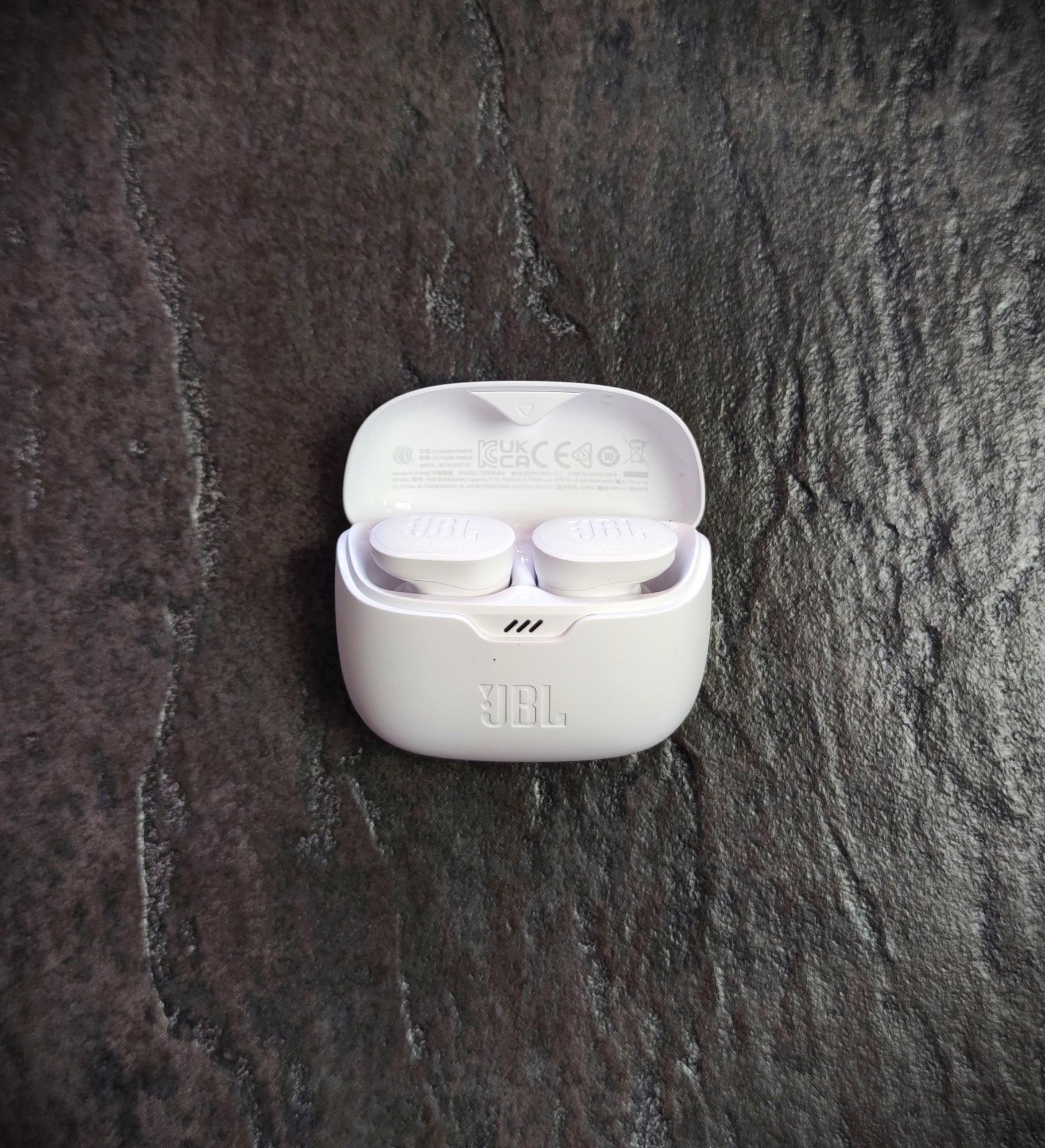 Tootefoto - Kõrvaklapid JBL Tune Buds