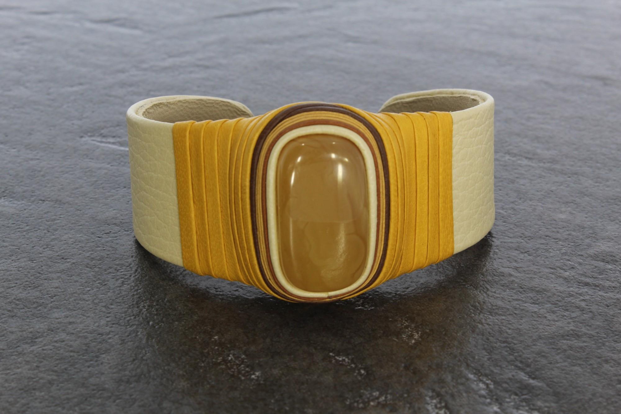 Tootefoto - Käevõru merevaiguga Käsitöö!