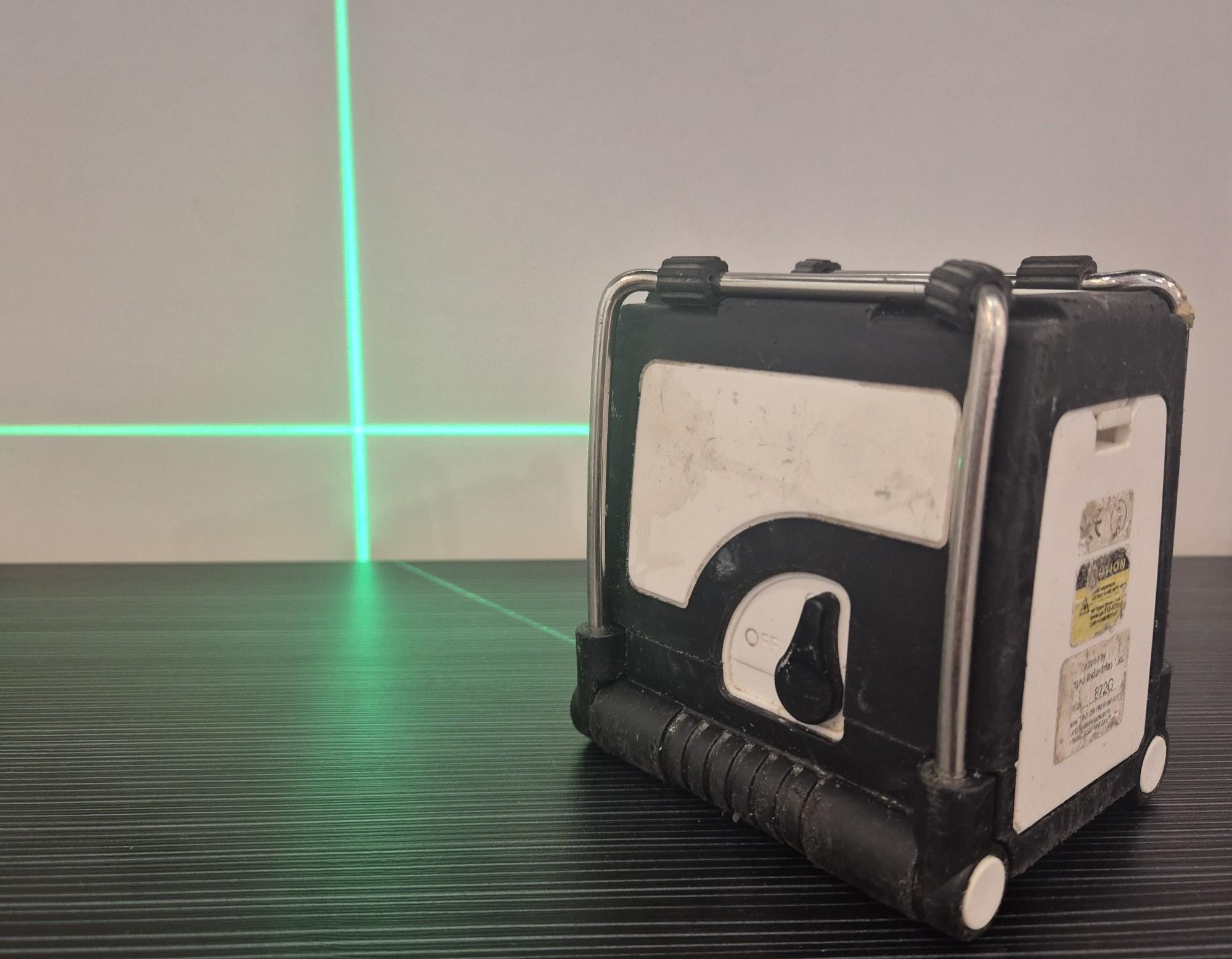 Tootefoto - Laser Kapro 872G