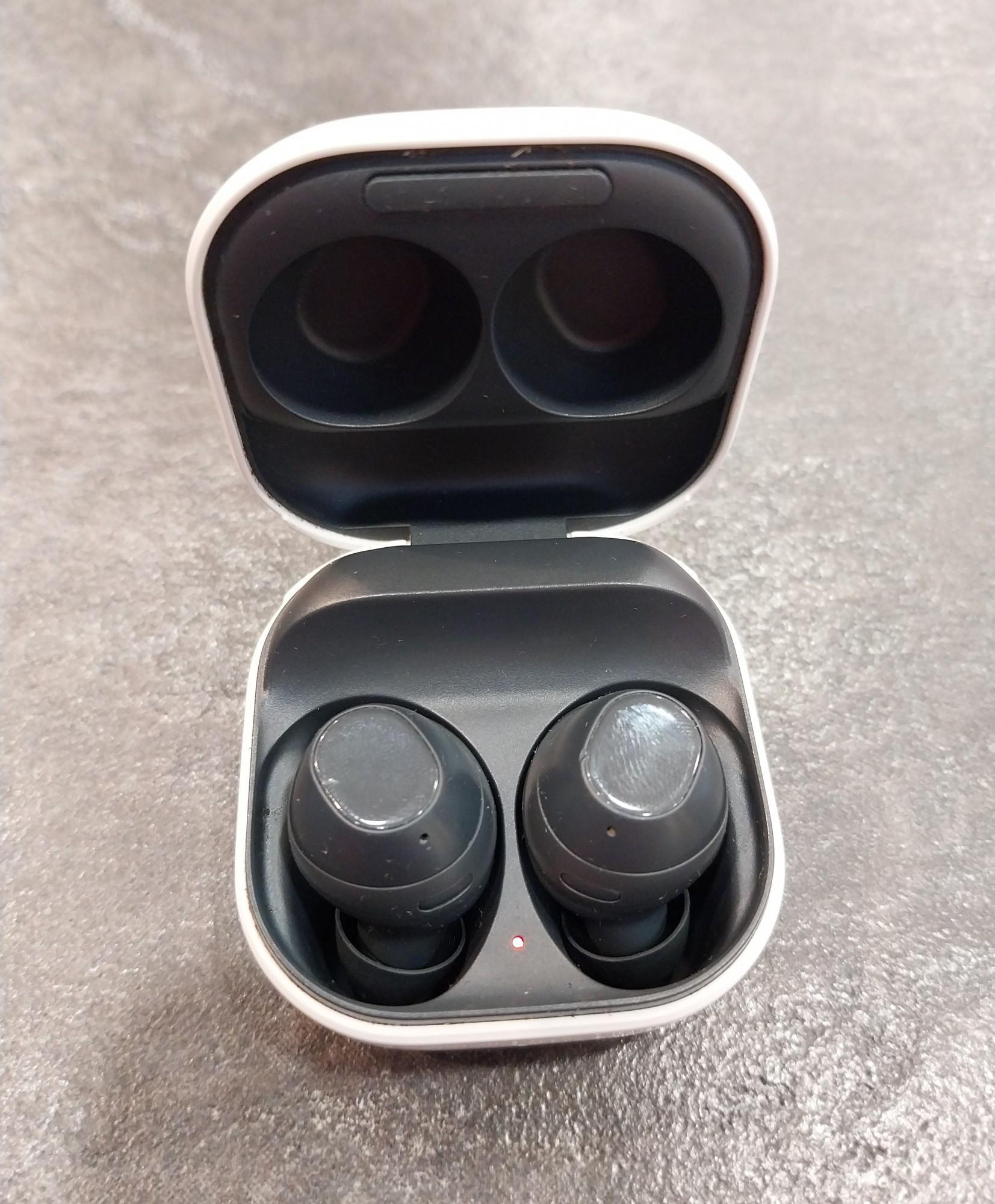 Tootefoto - Kõrvaklapid Samsung Galaxy Buds FE