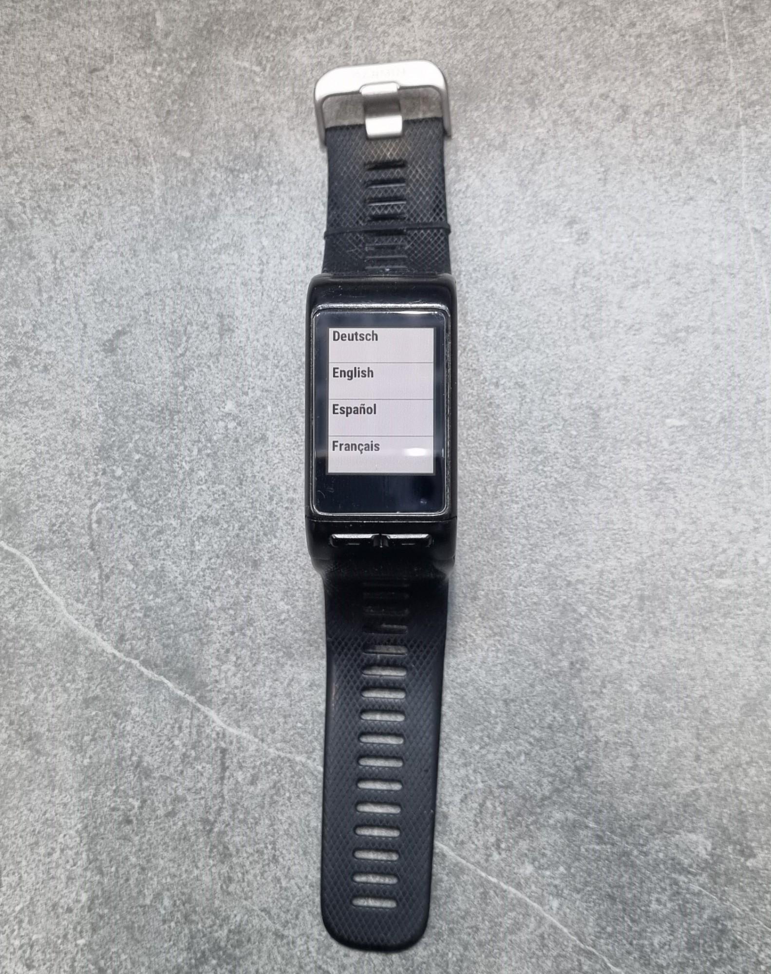 Tootefoto - Treeningkell Garmin vivoactive HR