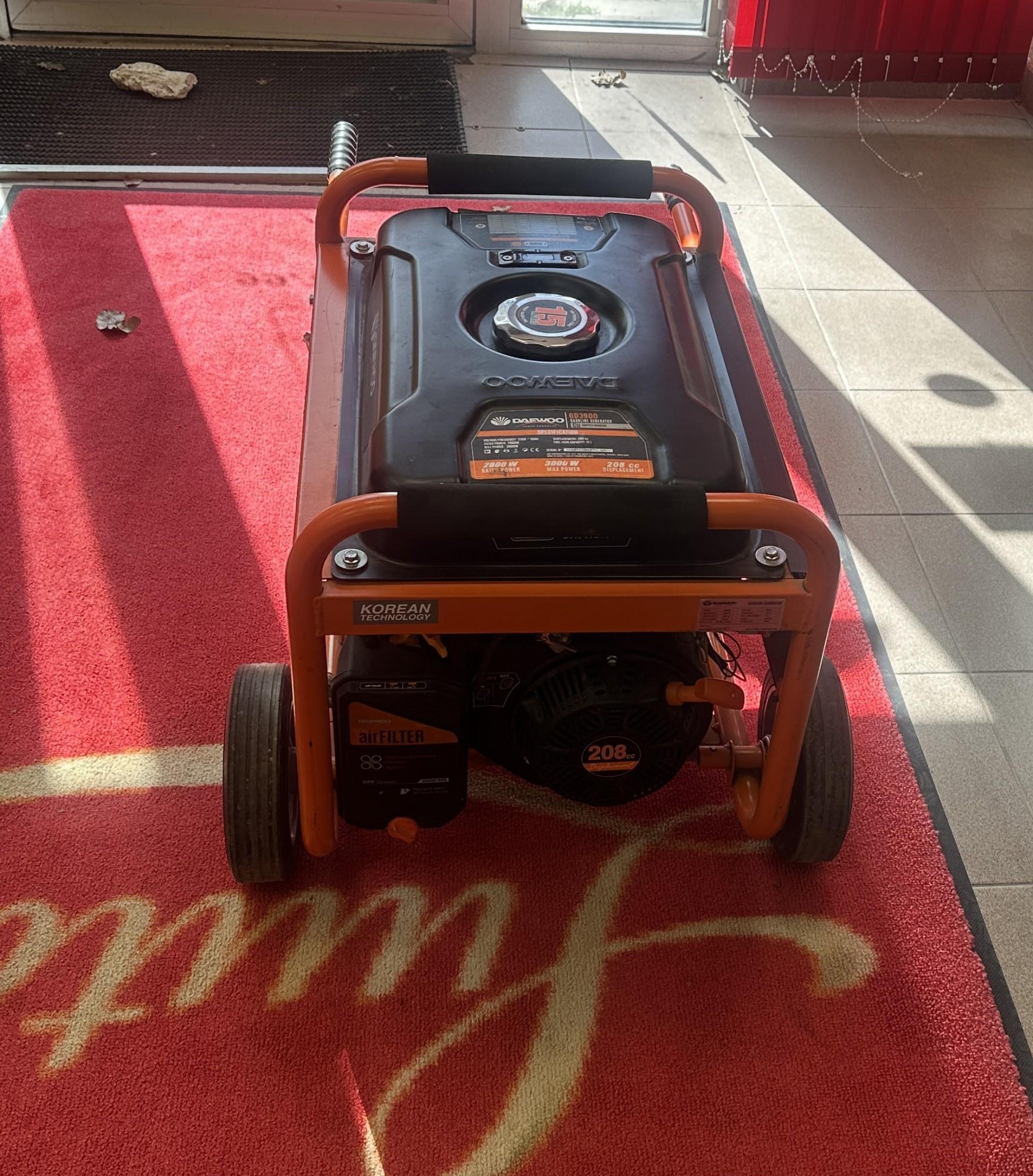 Tootefoto - Generaator DAEWOO GDA3900