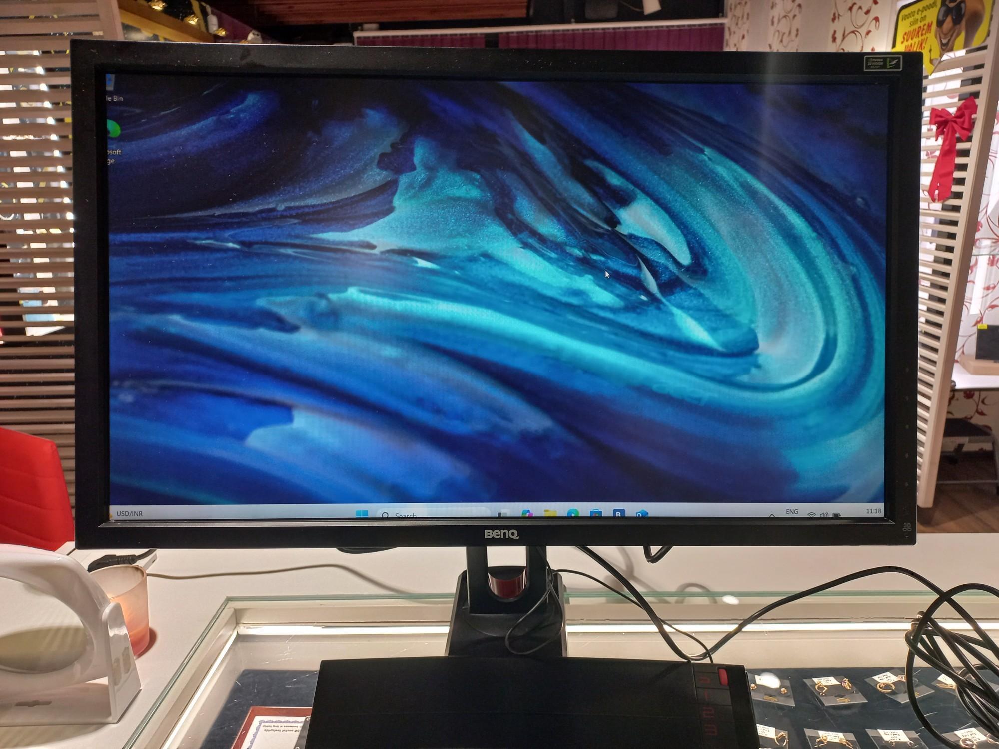 Tootefoto - Monitor BENQ XL2720-B