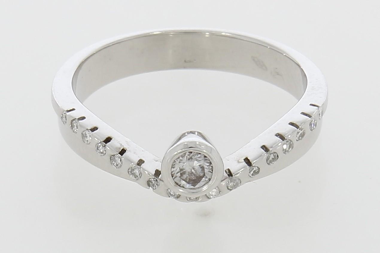 Tootefoto - Kuldsõrmus 585* Briljandid 0