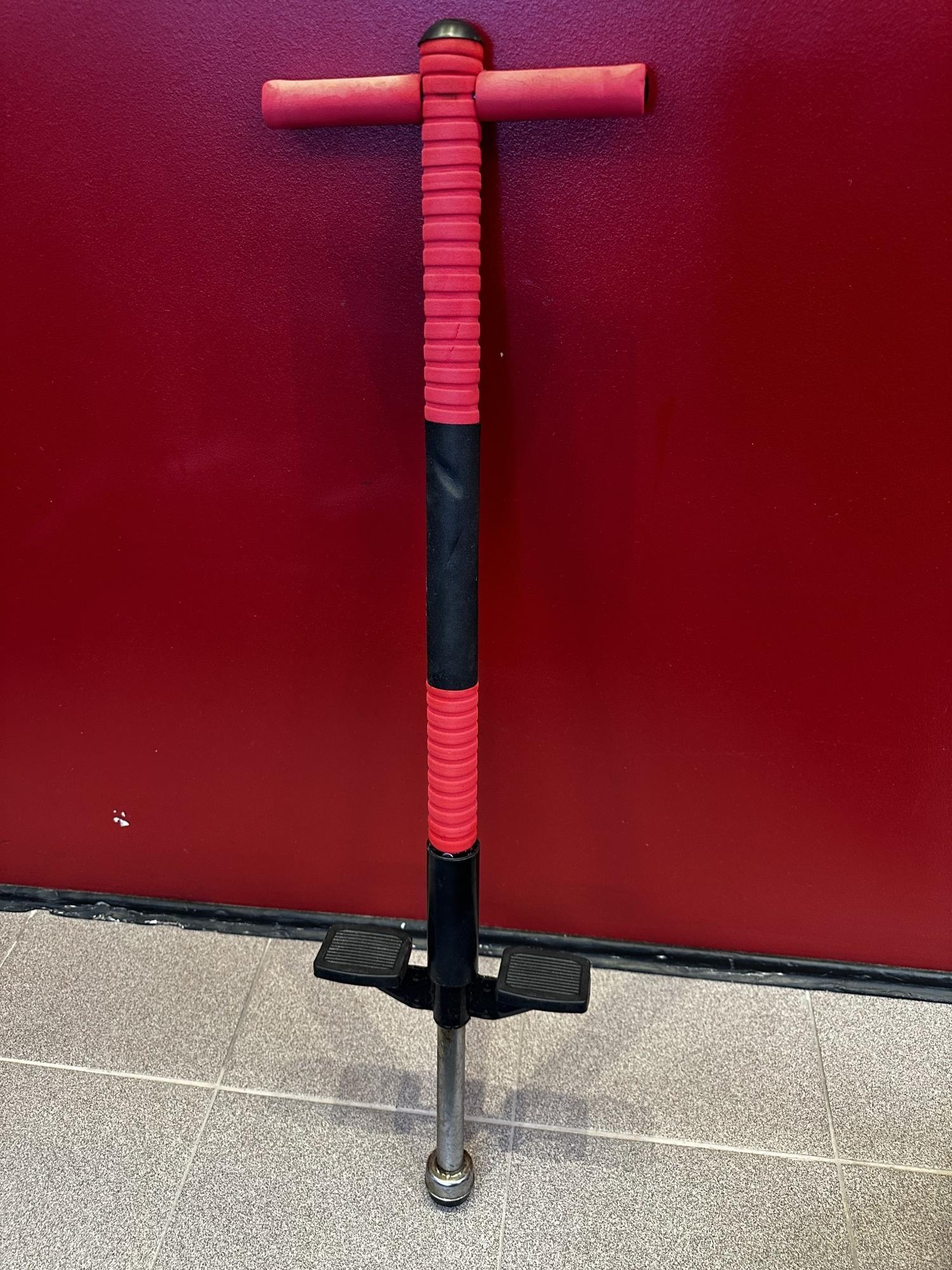 Tootefoto - Hüppepulk Pogo Stick