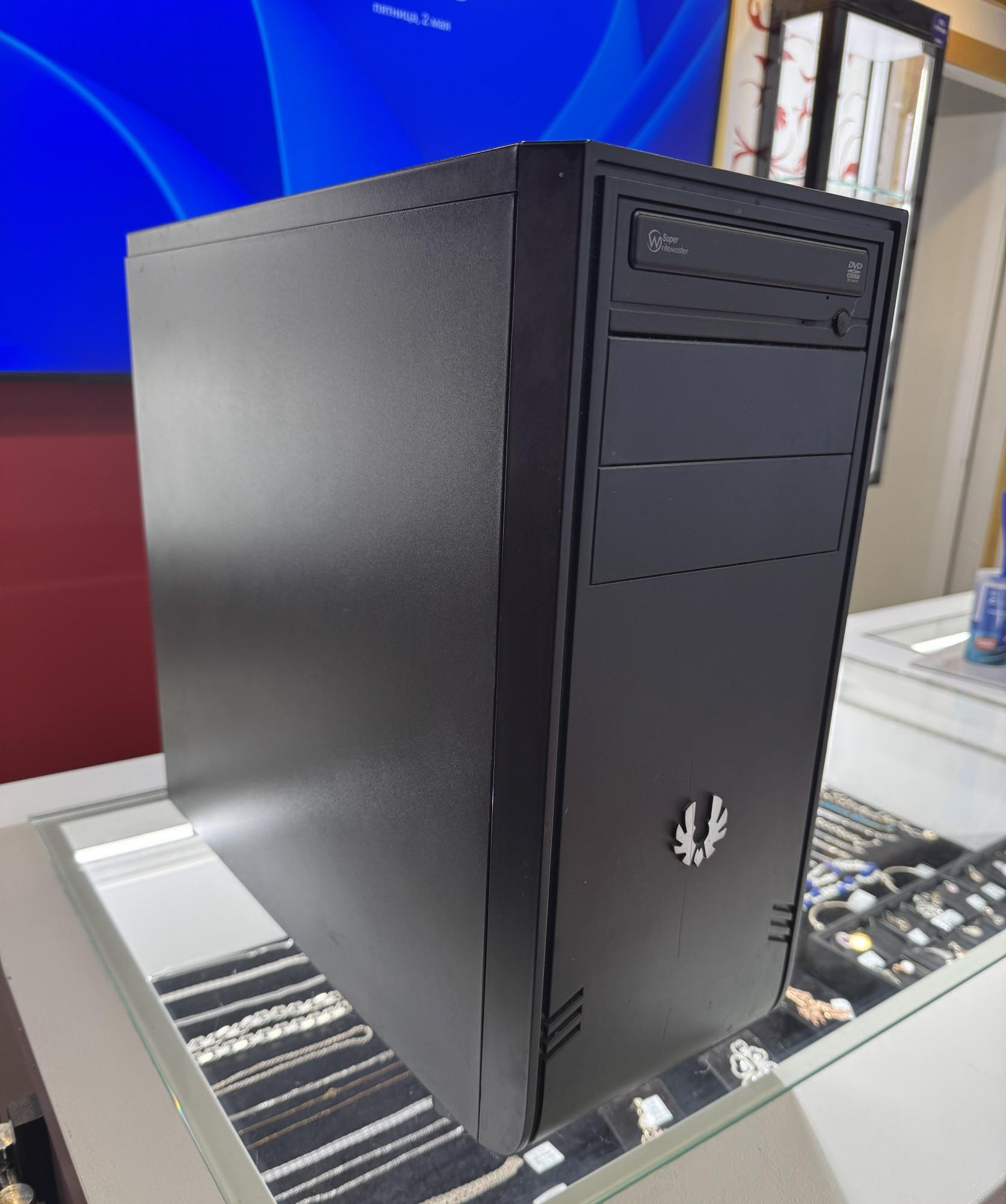 Tootefoto - Lauaarvuti Z97 Anniversary