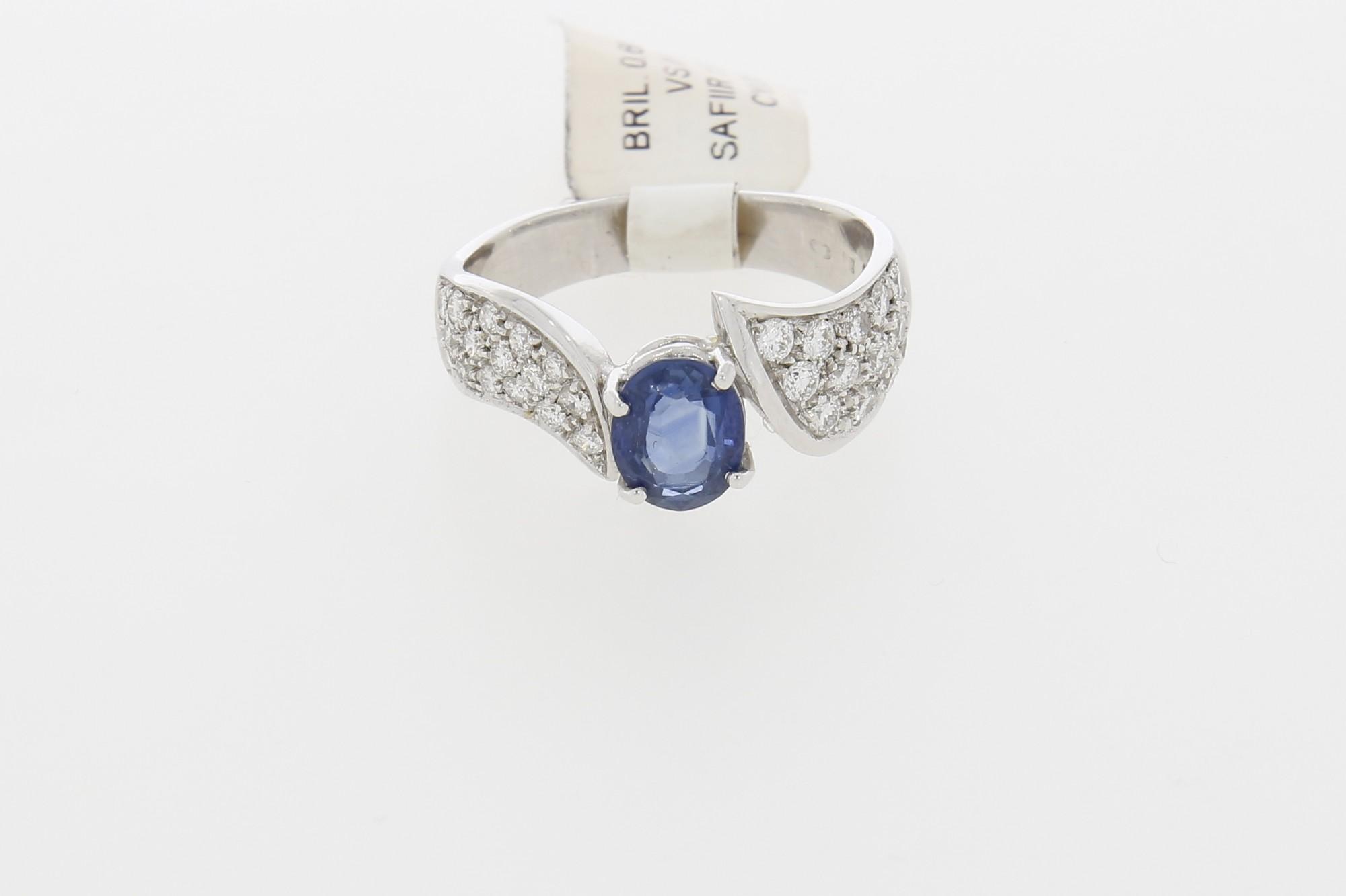 Tootefoto - Kuldsõrmus 750* Briljandid + Safiir