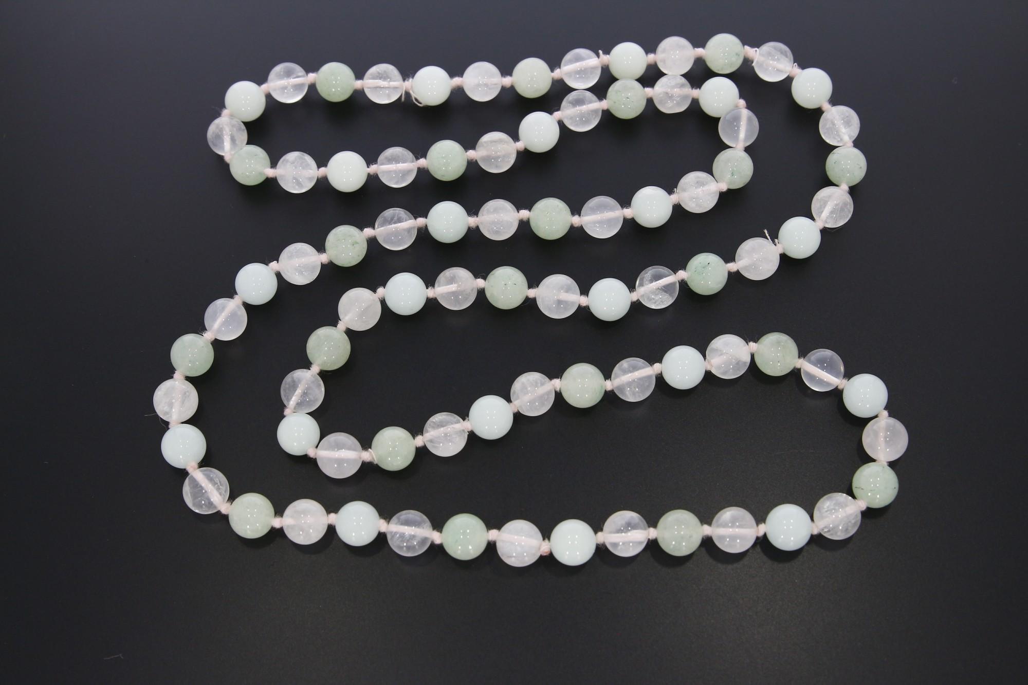 Tootefoto - Kaelakett Jadeiit