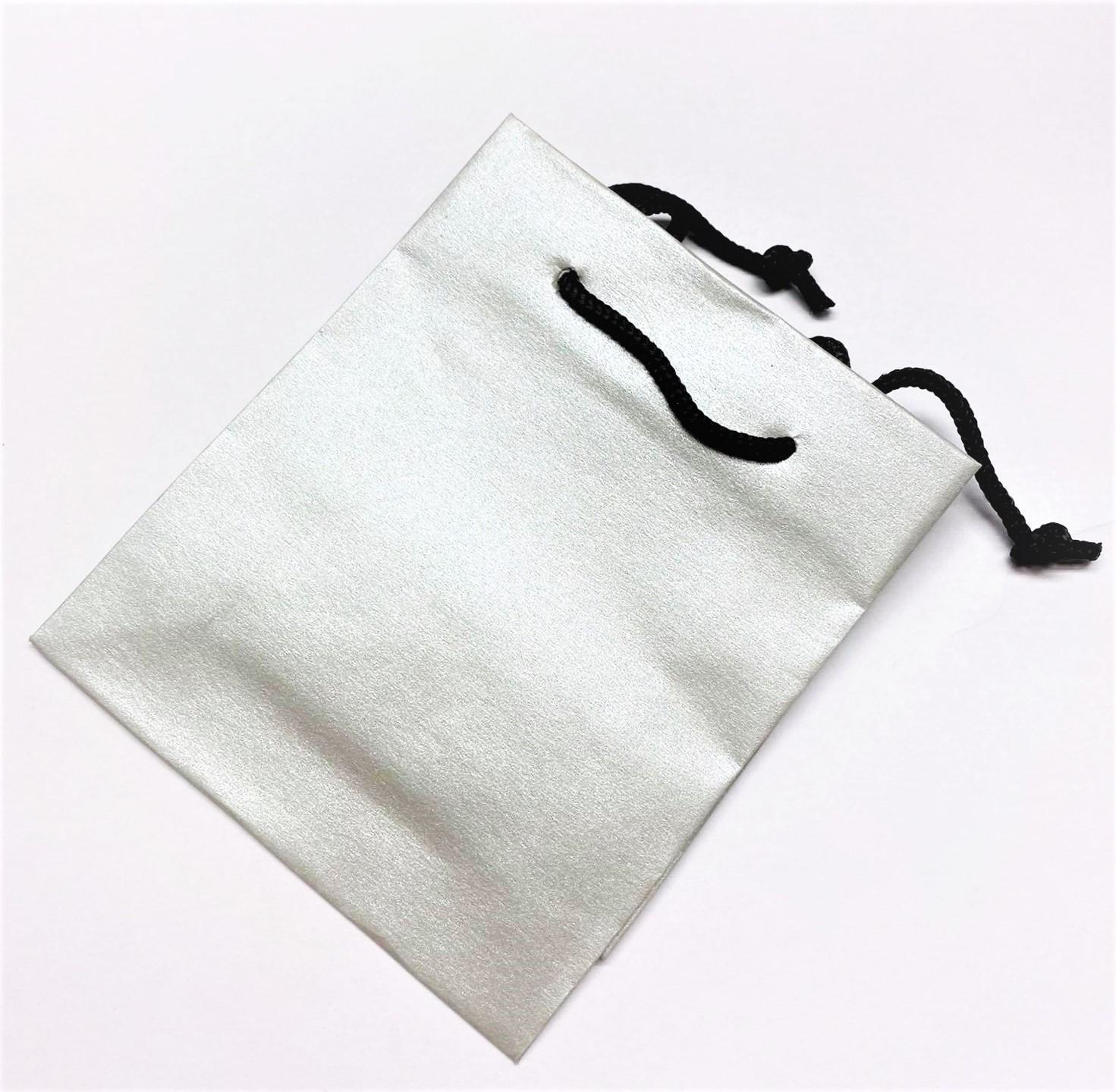 Tootefoto - Kinkekott