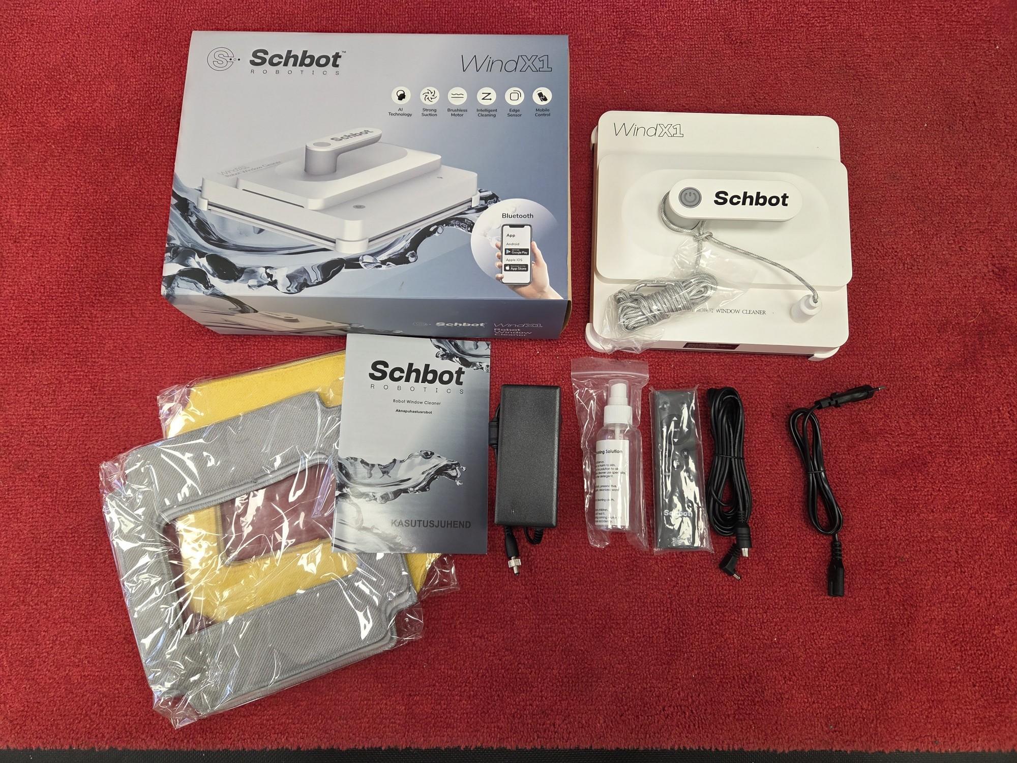 Tootefoto - Aknapesurobot Schbot Wind X1