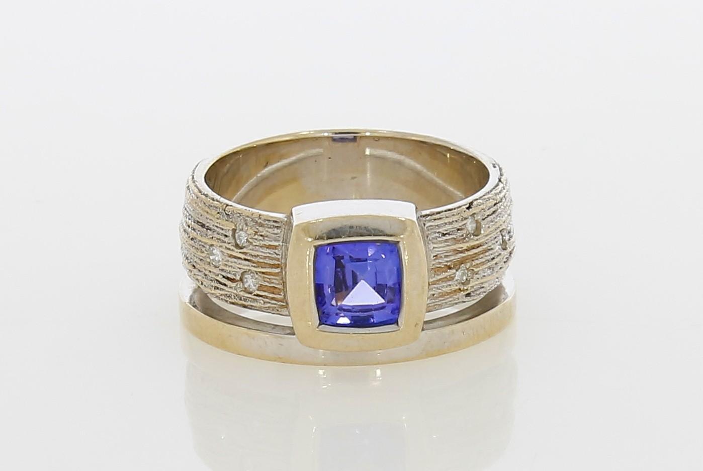 Tootefoto - Kuldsõrmus 585* Briljandid