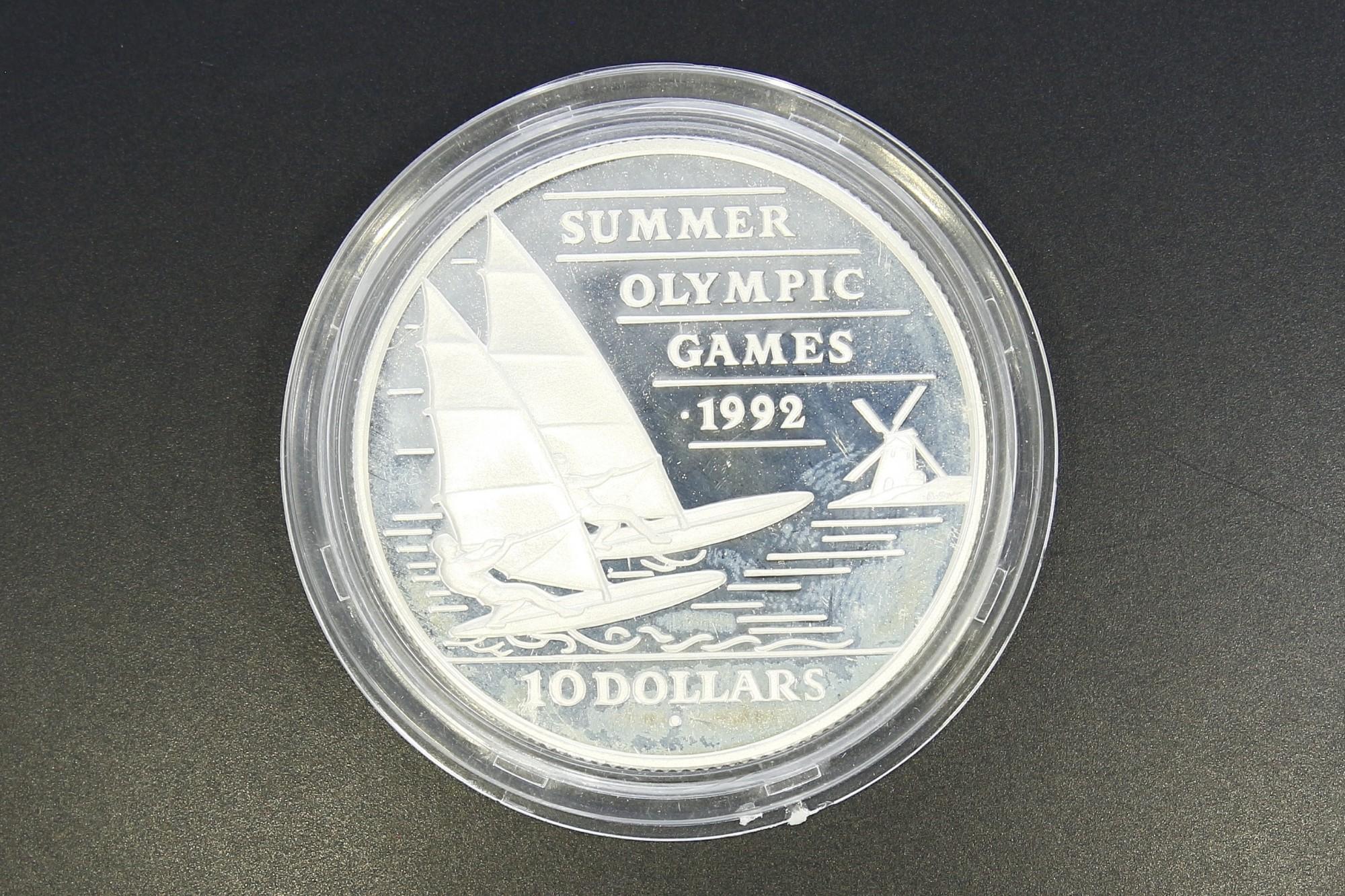 Tootefoto - Hõbemünt 925* 10 Dollars Elizabeth II 1992 Olympic Games