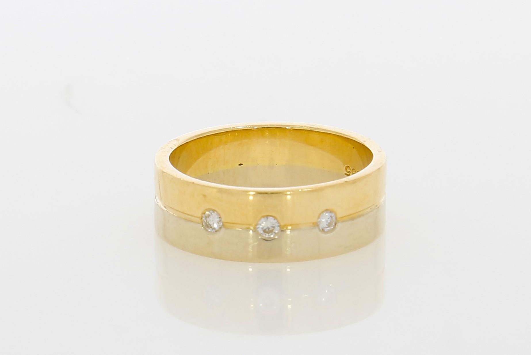 Tootefoto - Kuldsõrmus 585* Briljandid