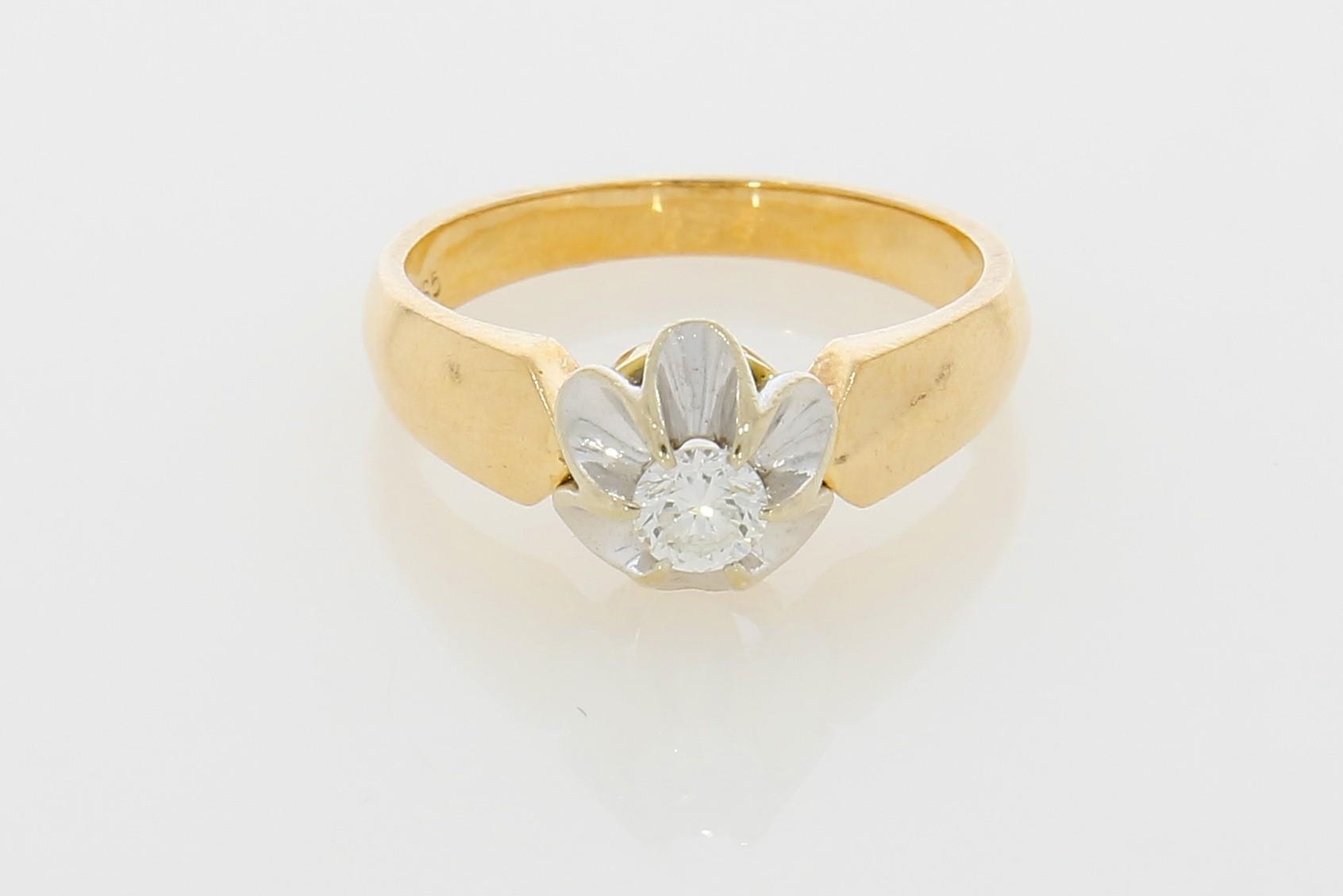 Tootefoto - Kuldsõrmus 585* Briljant