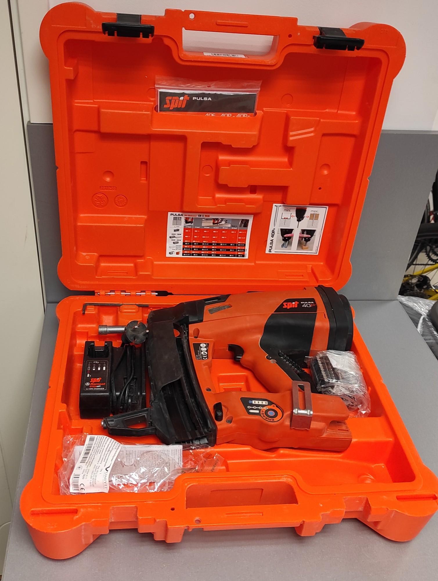 Tootefoto - Impulssnaeluti Spit Pulsa 40P+