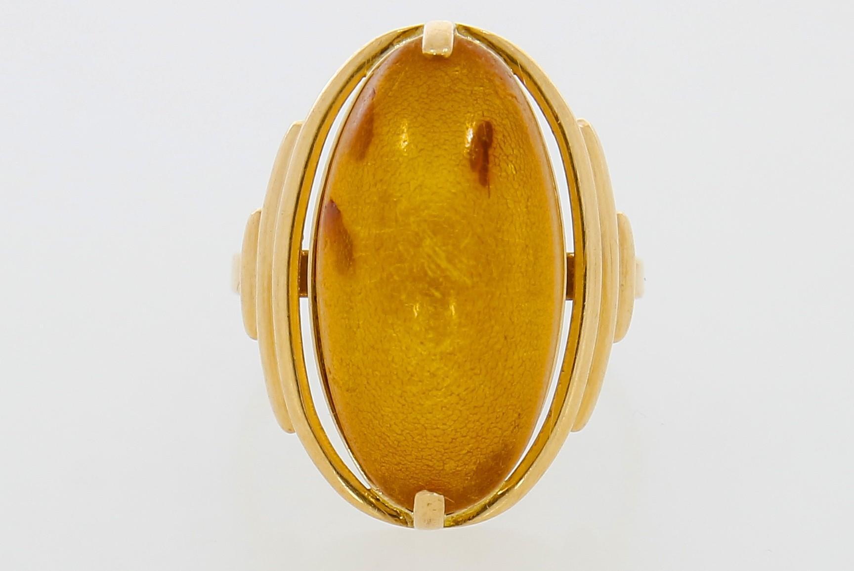 Tootefoto - Kuldsõrmus 583* Merevaik