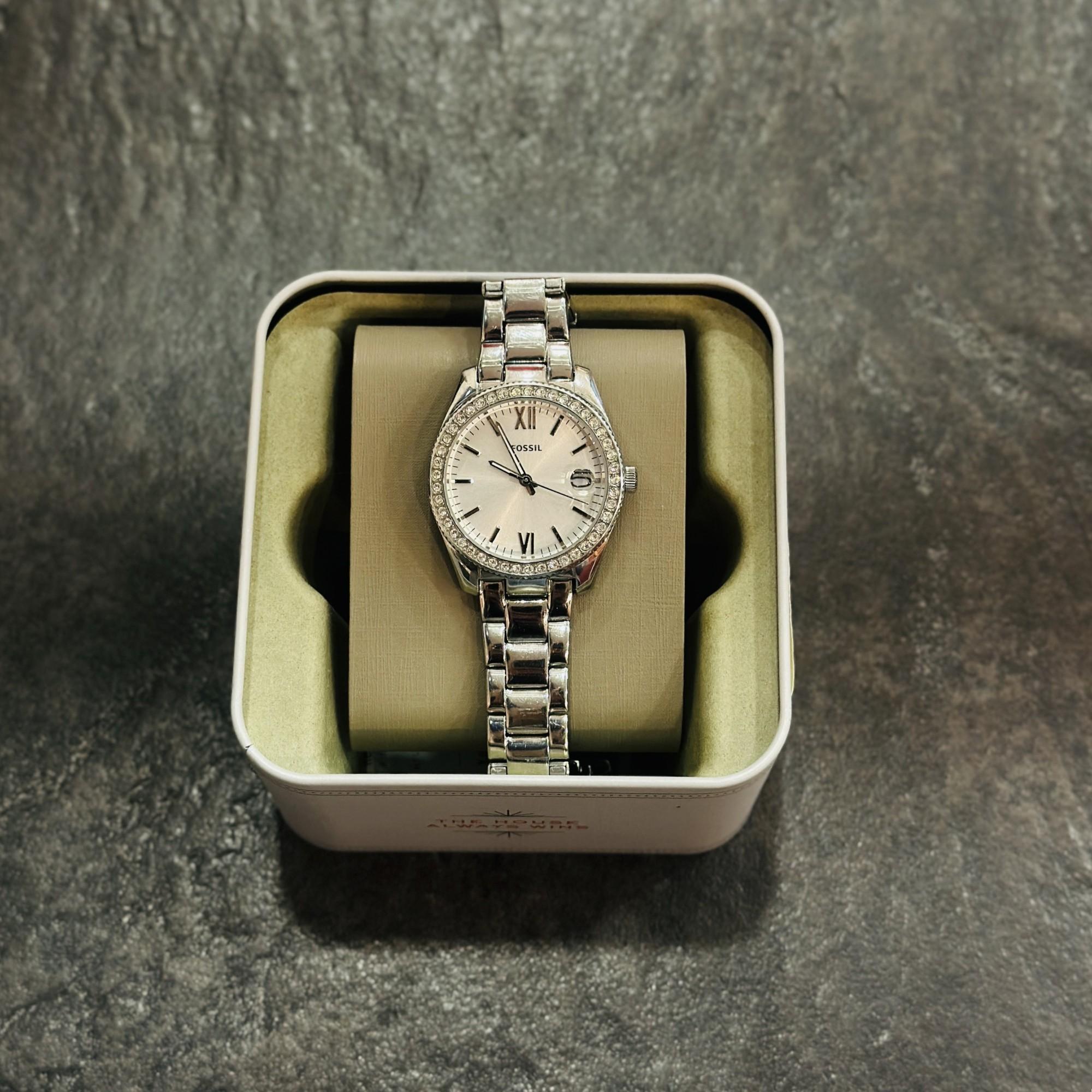 Tootefoto - Käekell Fossil Scarlette ES4317